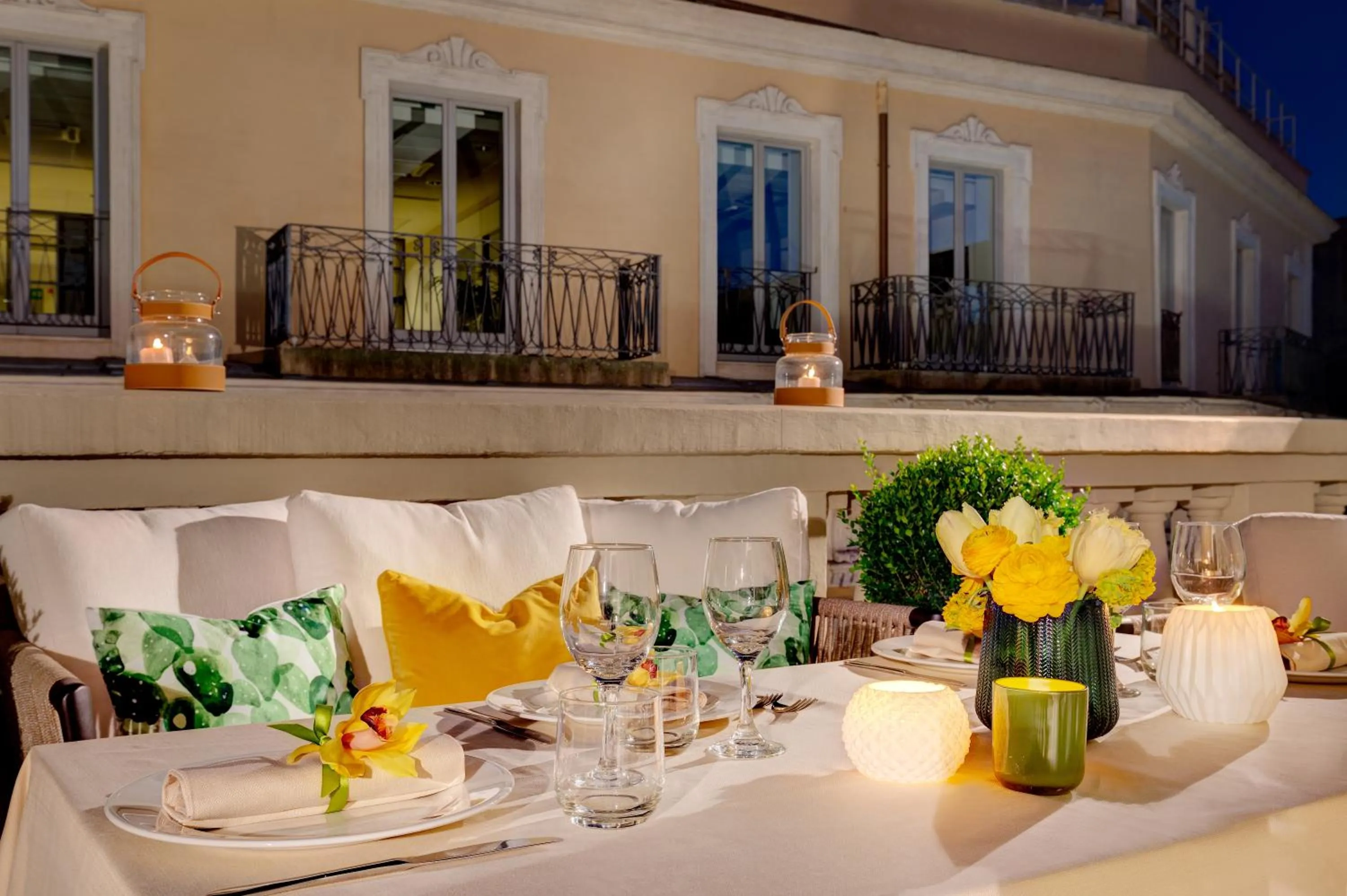 Restaurant/places to eat in Singer Palace Hotel Roma