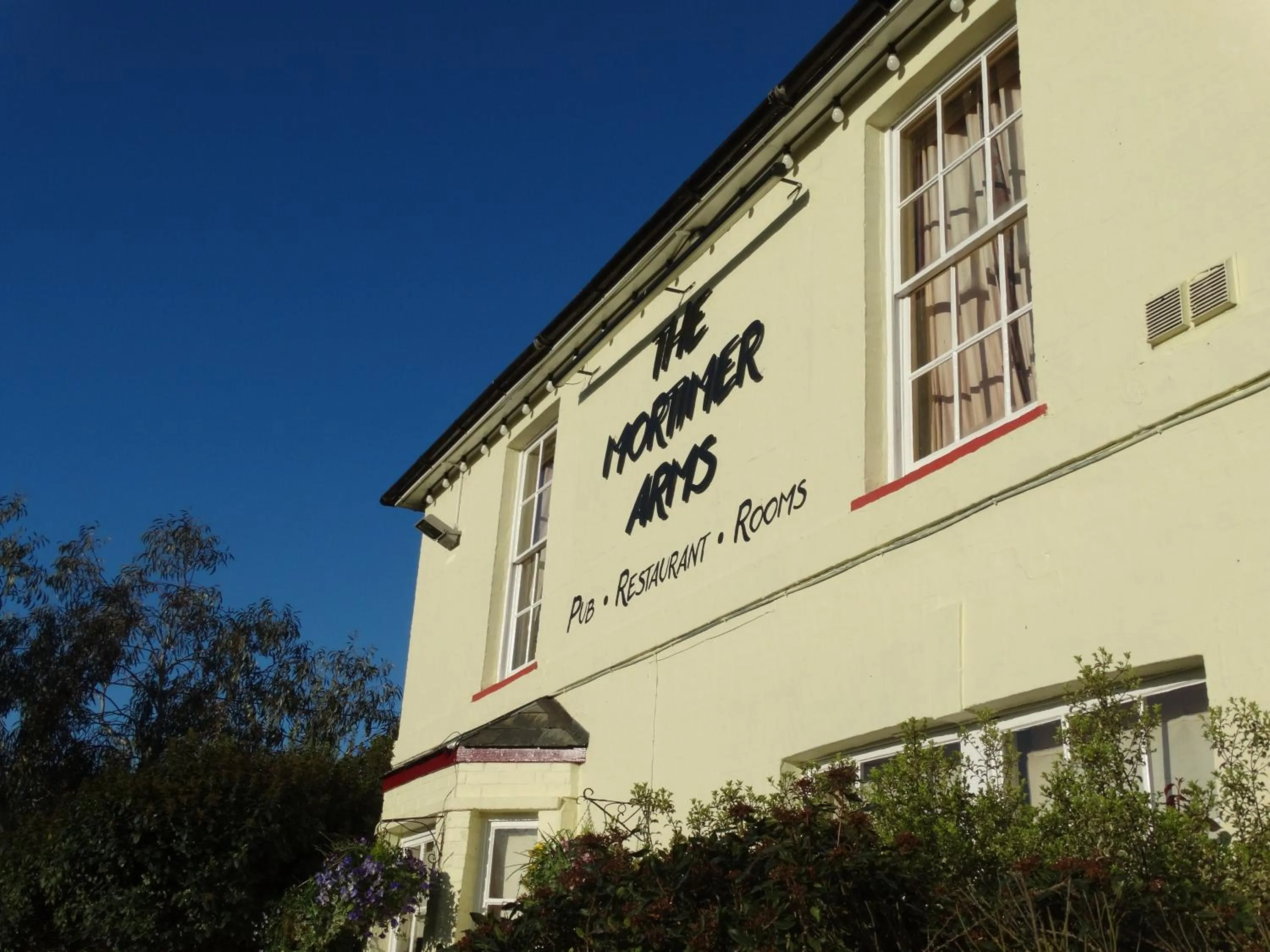Facade/entrance in The Mortimer Arms