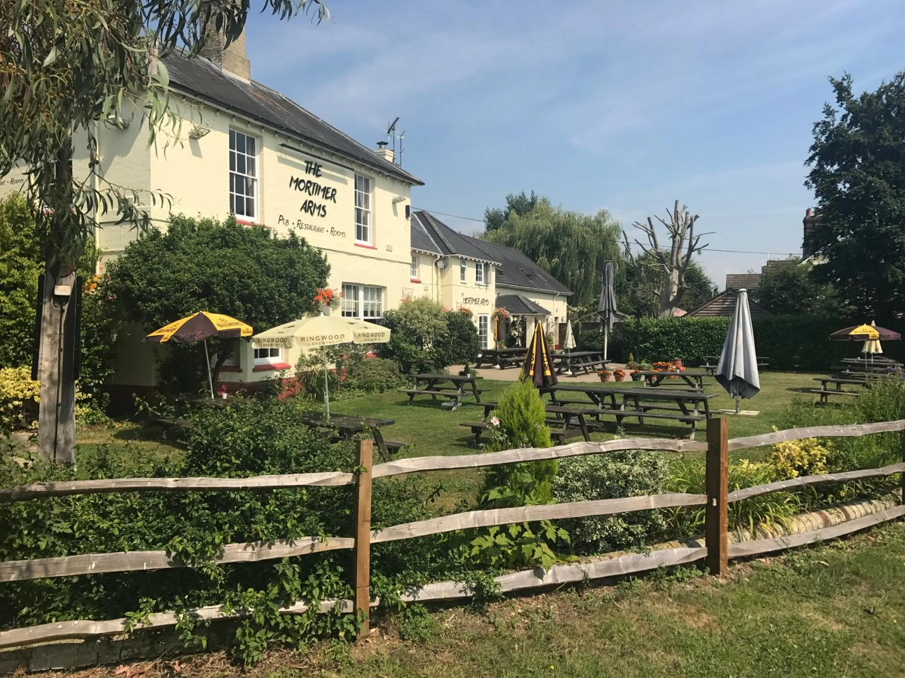 Facade/entrance in The Mortimer Arms