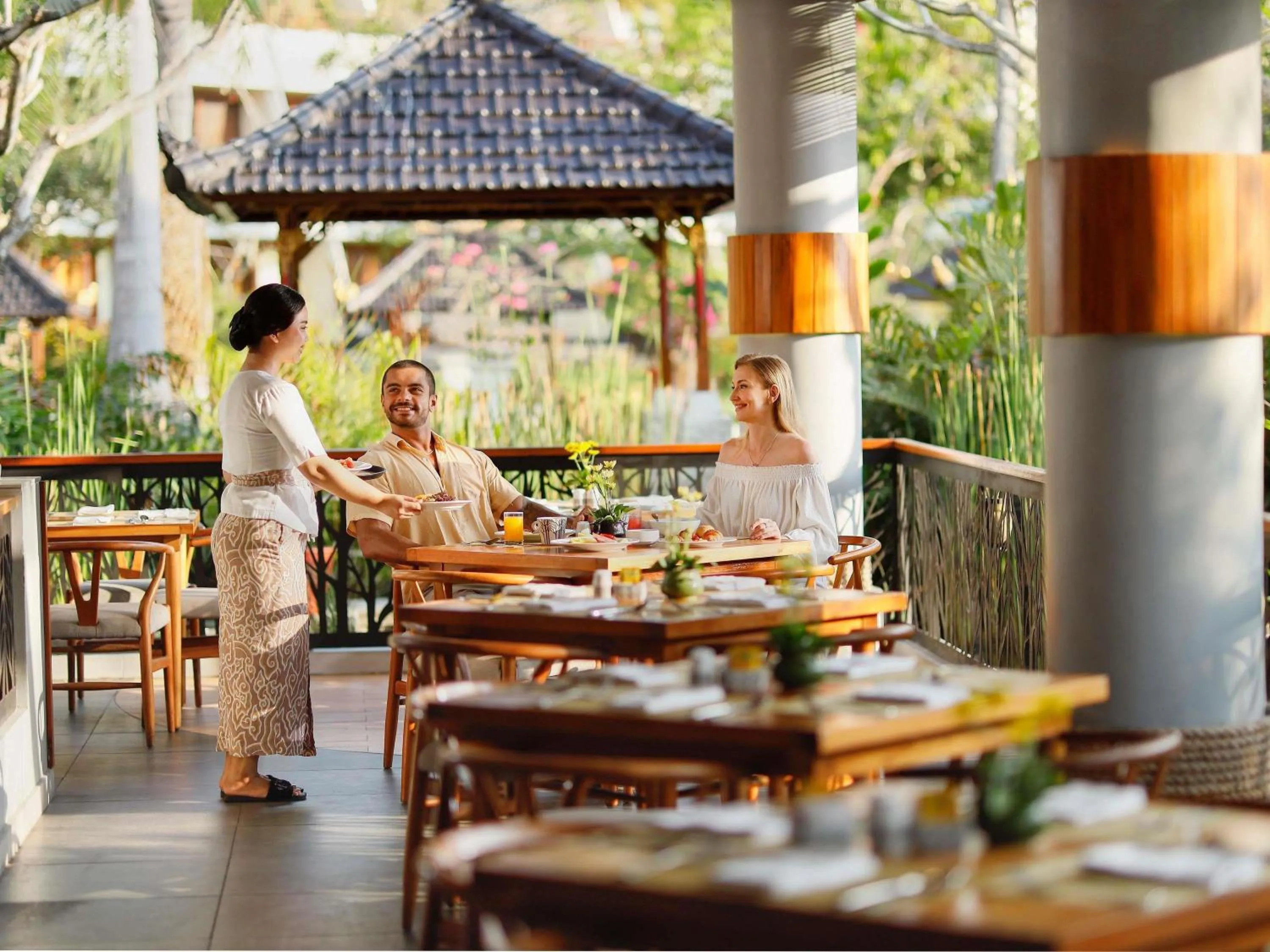 Restaurant/places to eat in Nusa Dua Beach Hotel and Spa - Handwritten Collection