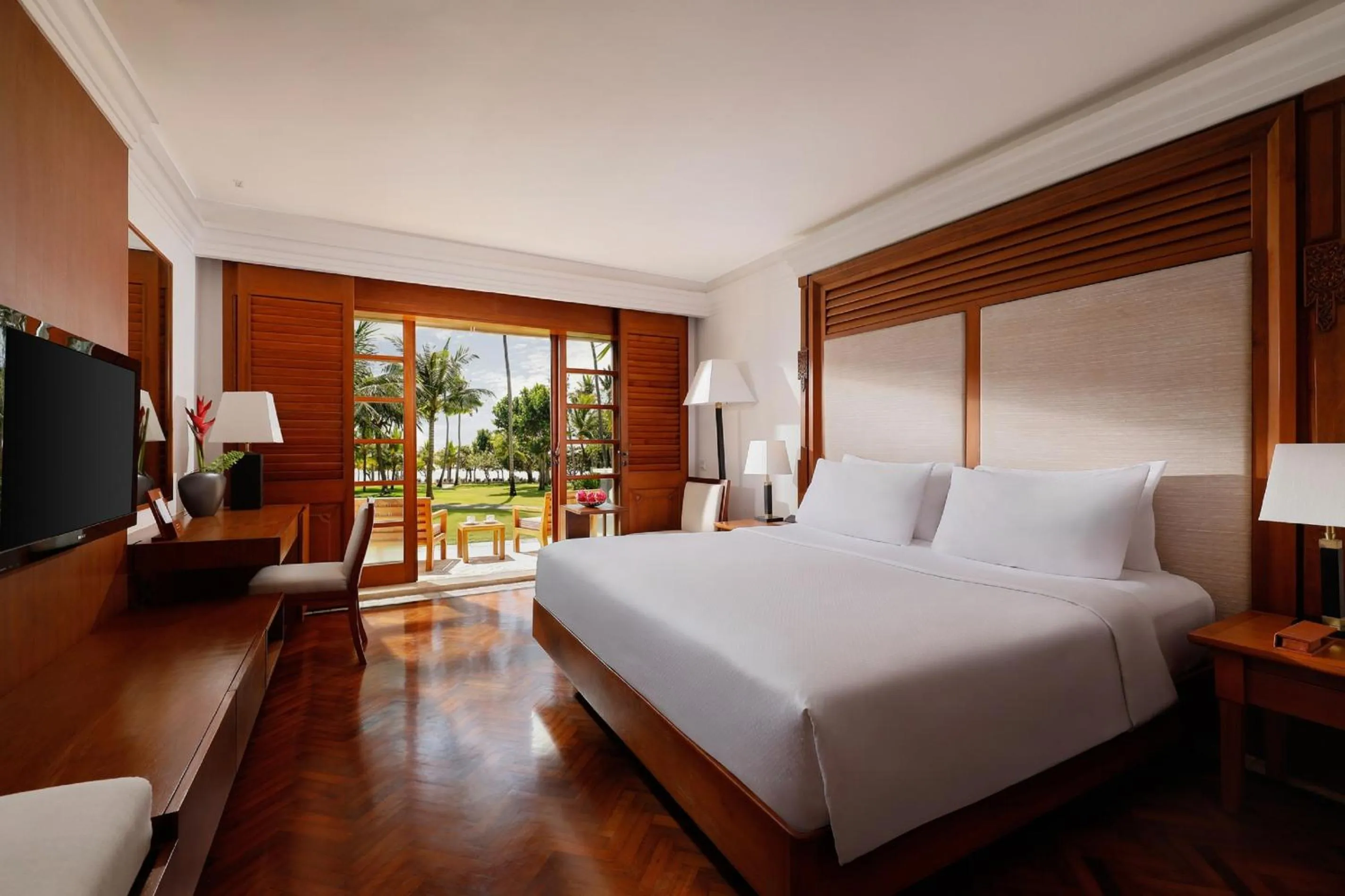Bed in Nusa Dua Beach Hotel and Spa - Handwritten Collection