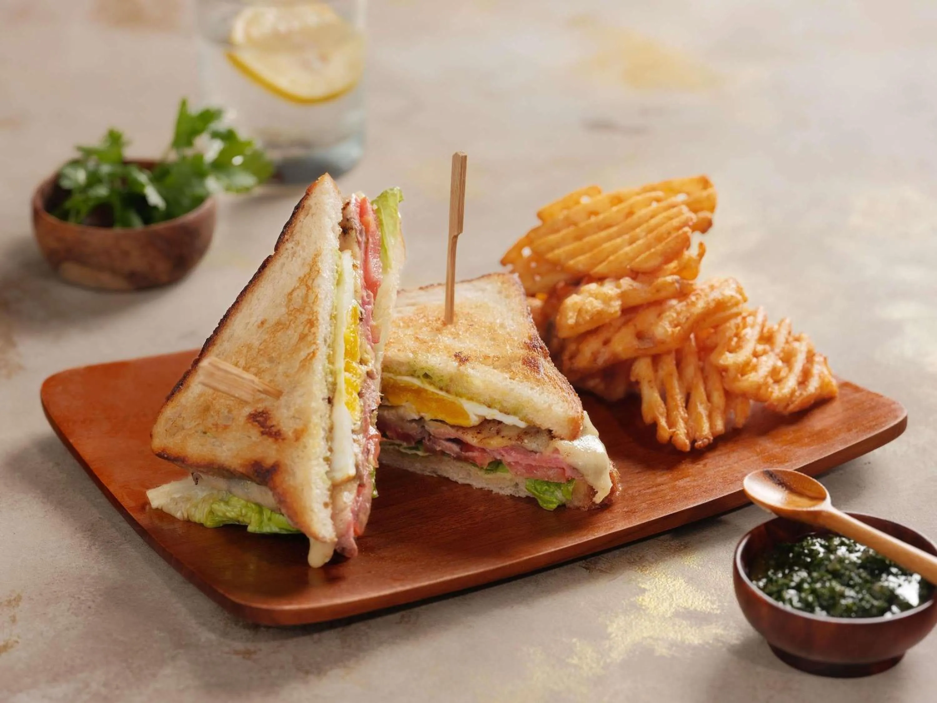 Restaurant/places to eat in Nusa Dua Beach Hotel and Spa - Handwritten Collection