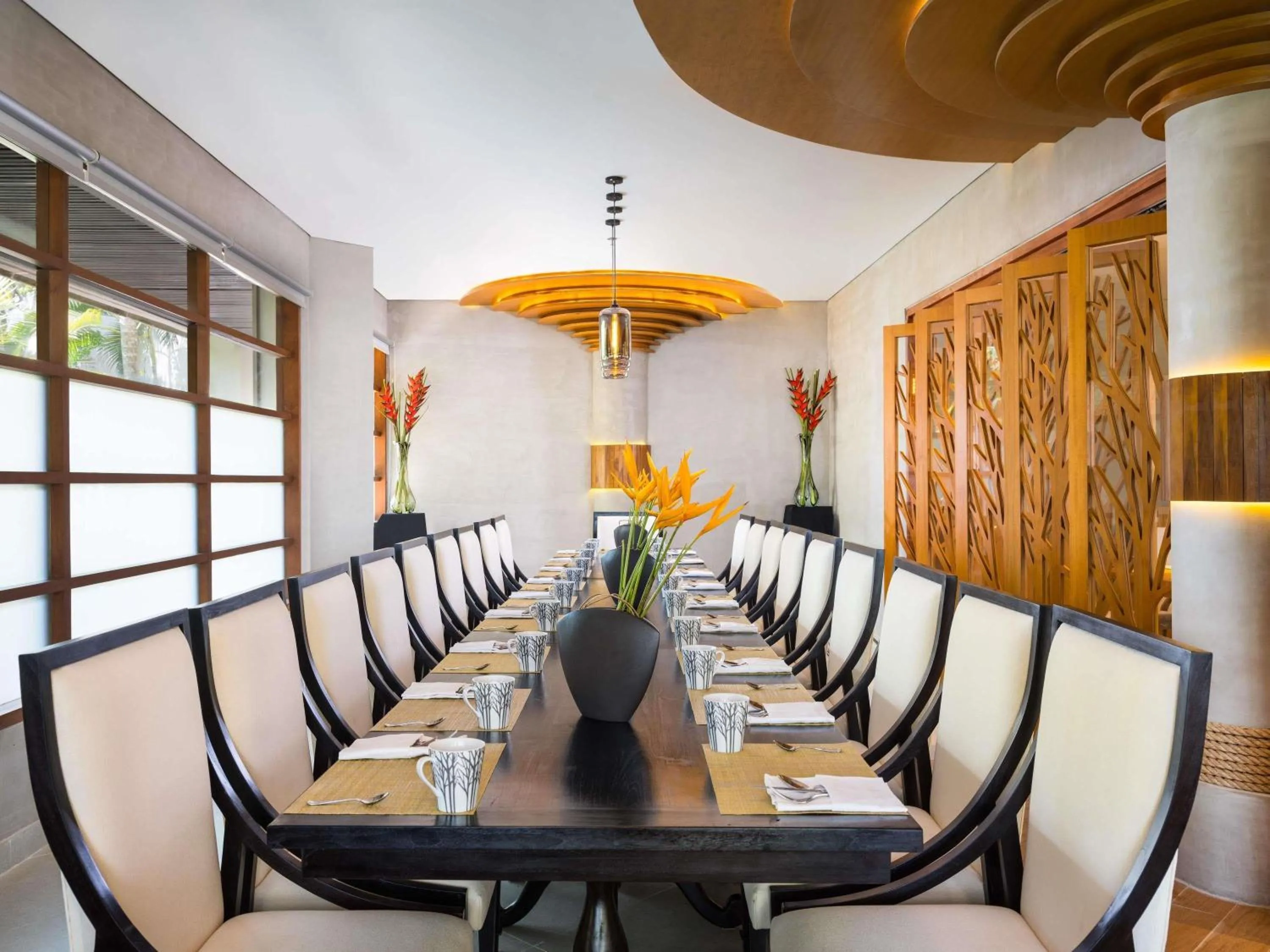 Restaurant/places to eat in Nusa Dua Beach Hotel and Spa - Handwritten Collection