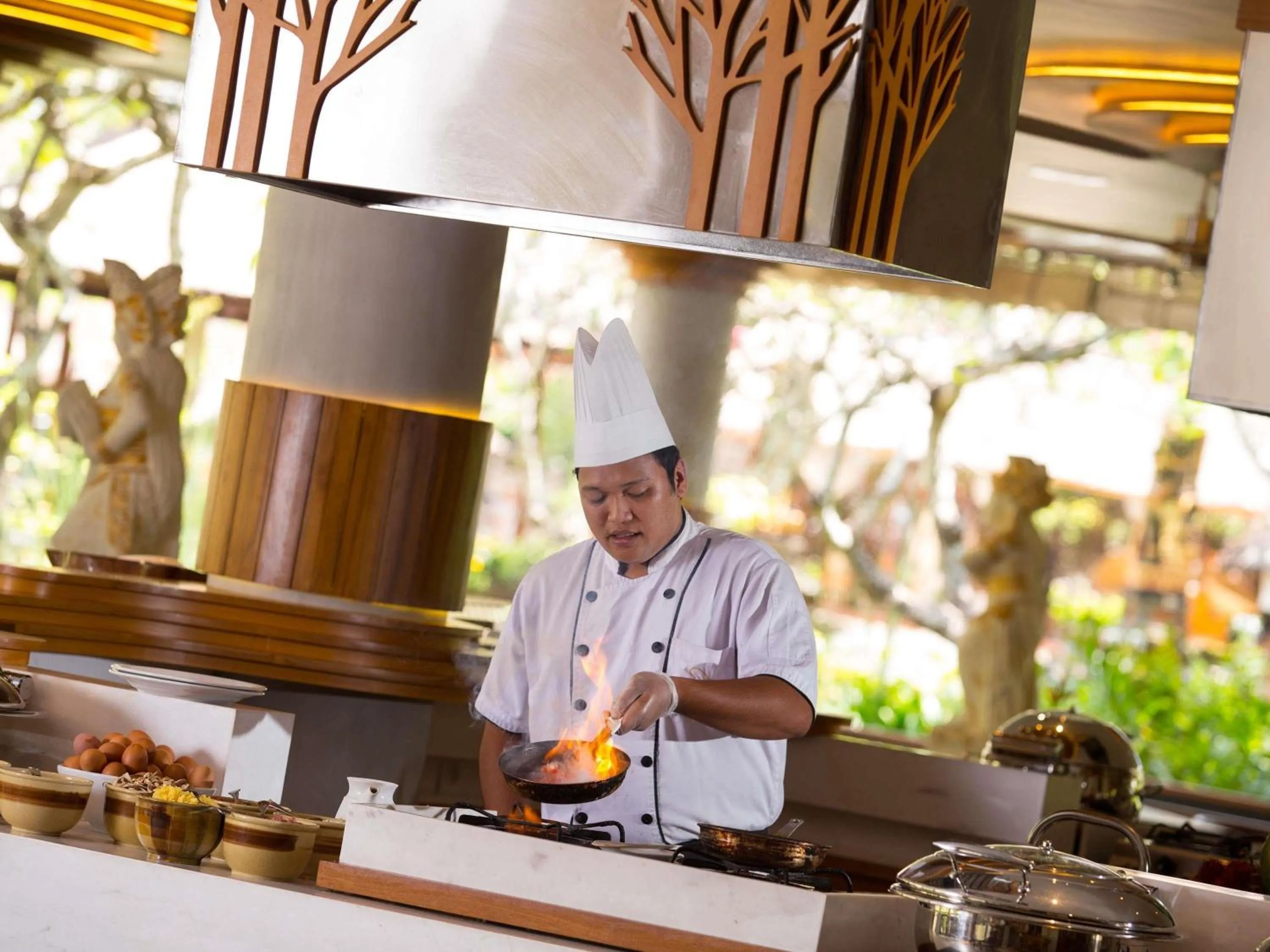 Restaurant/places to eat in Nusa Dua Beach Hotel and Spa - Handwritten Collection