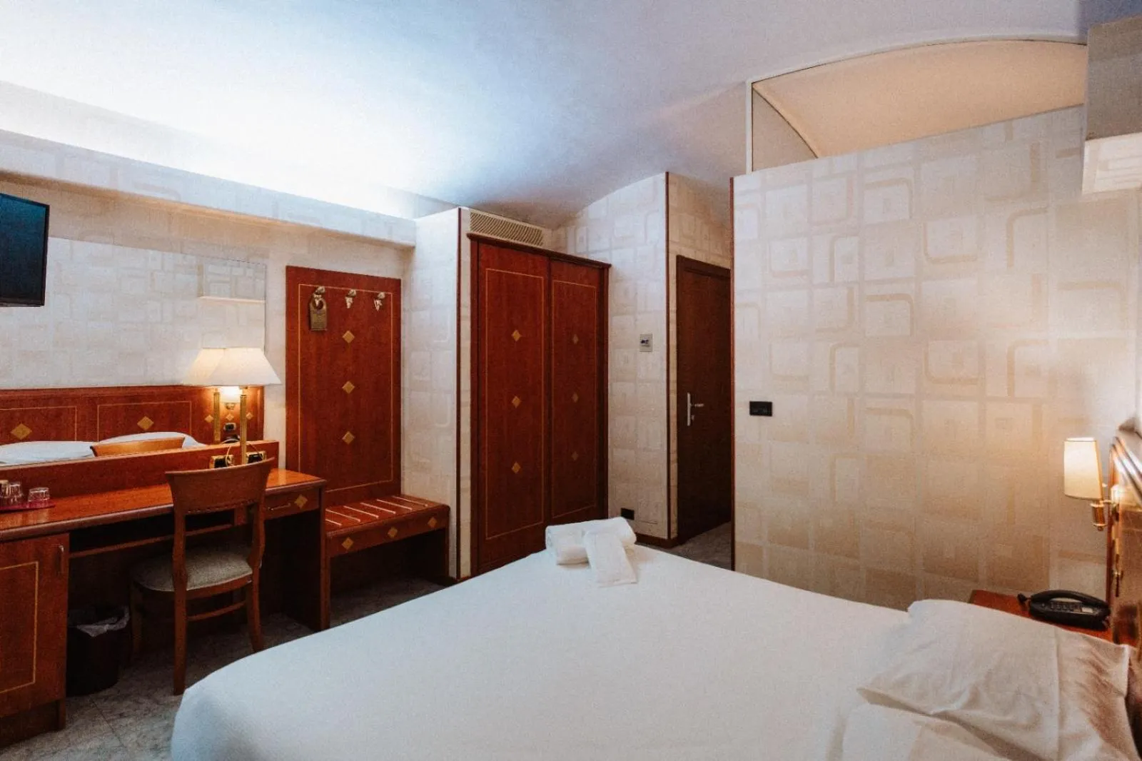 Bed in Hotel Chelsea