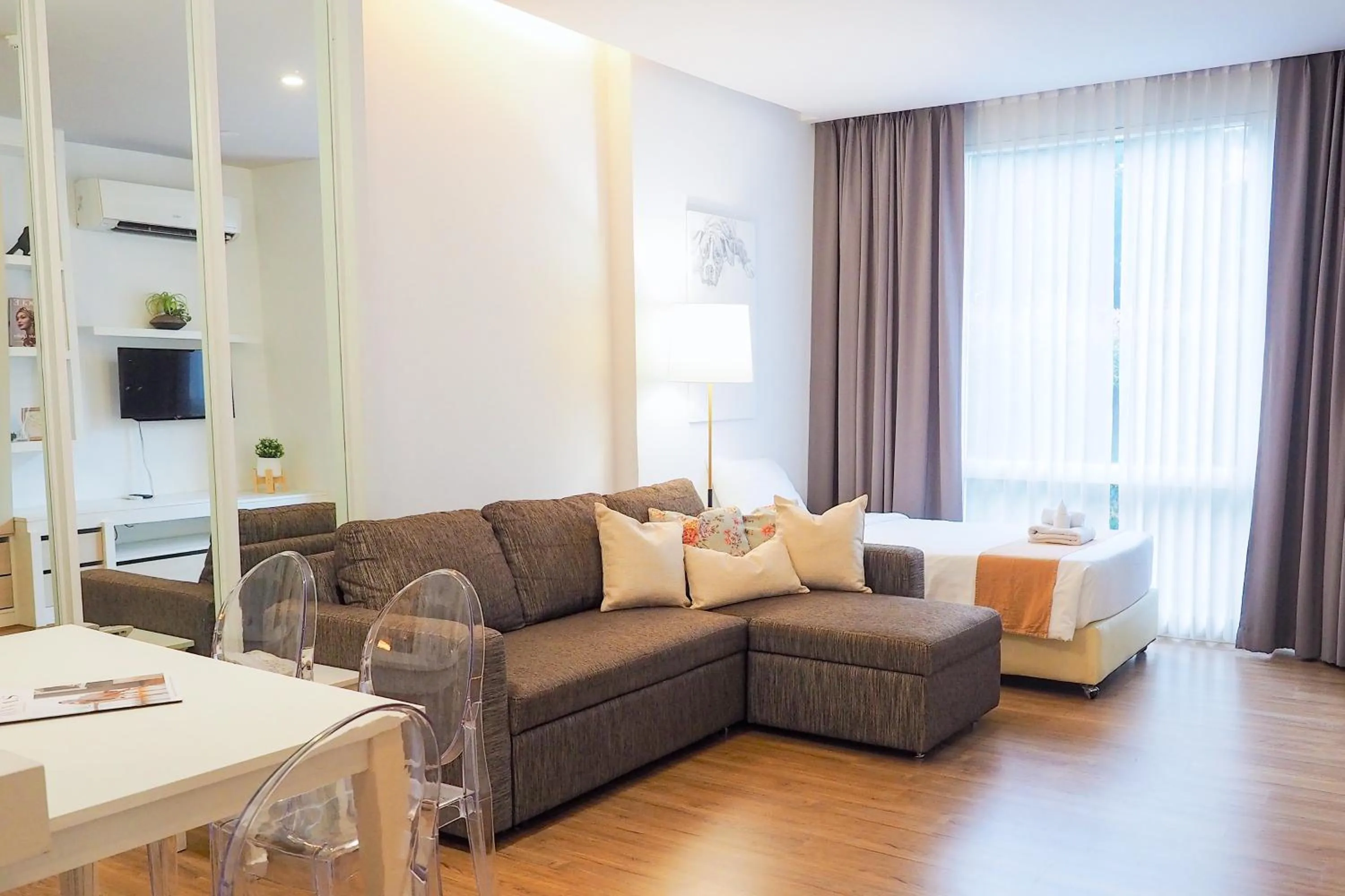 Living room in THE KANNAS Hotel & Serviced Apartment, Chiang Mai SHA Certified