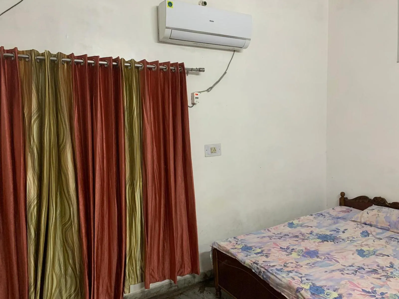 air conditioner, Bed in Nature Resort
