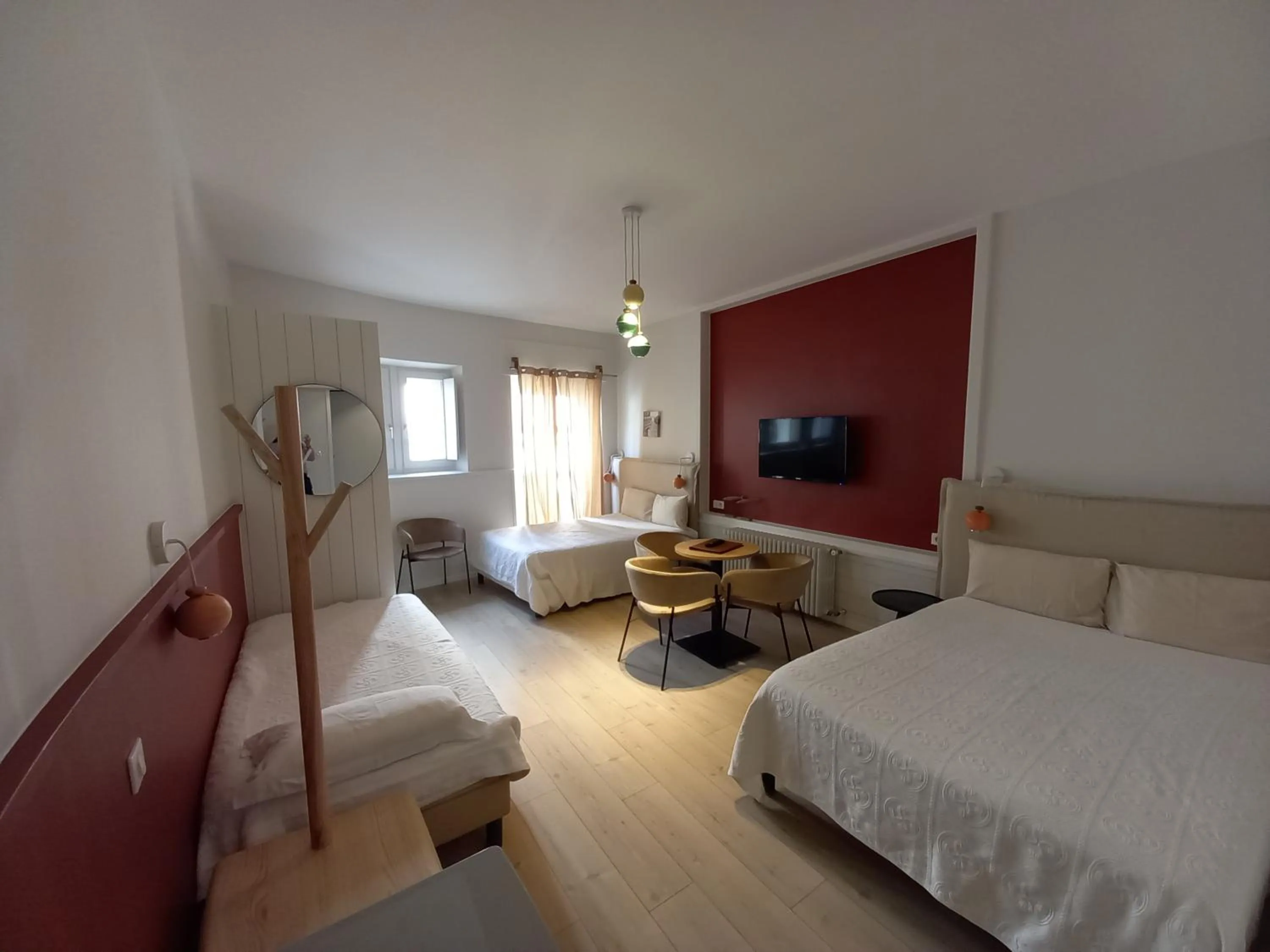 Photo of the whole room, Bed in Hôtel La Caravelle