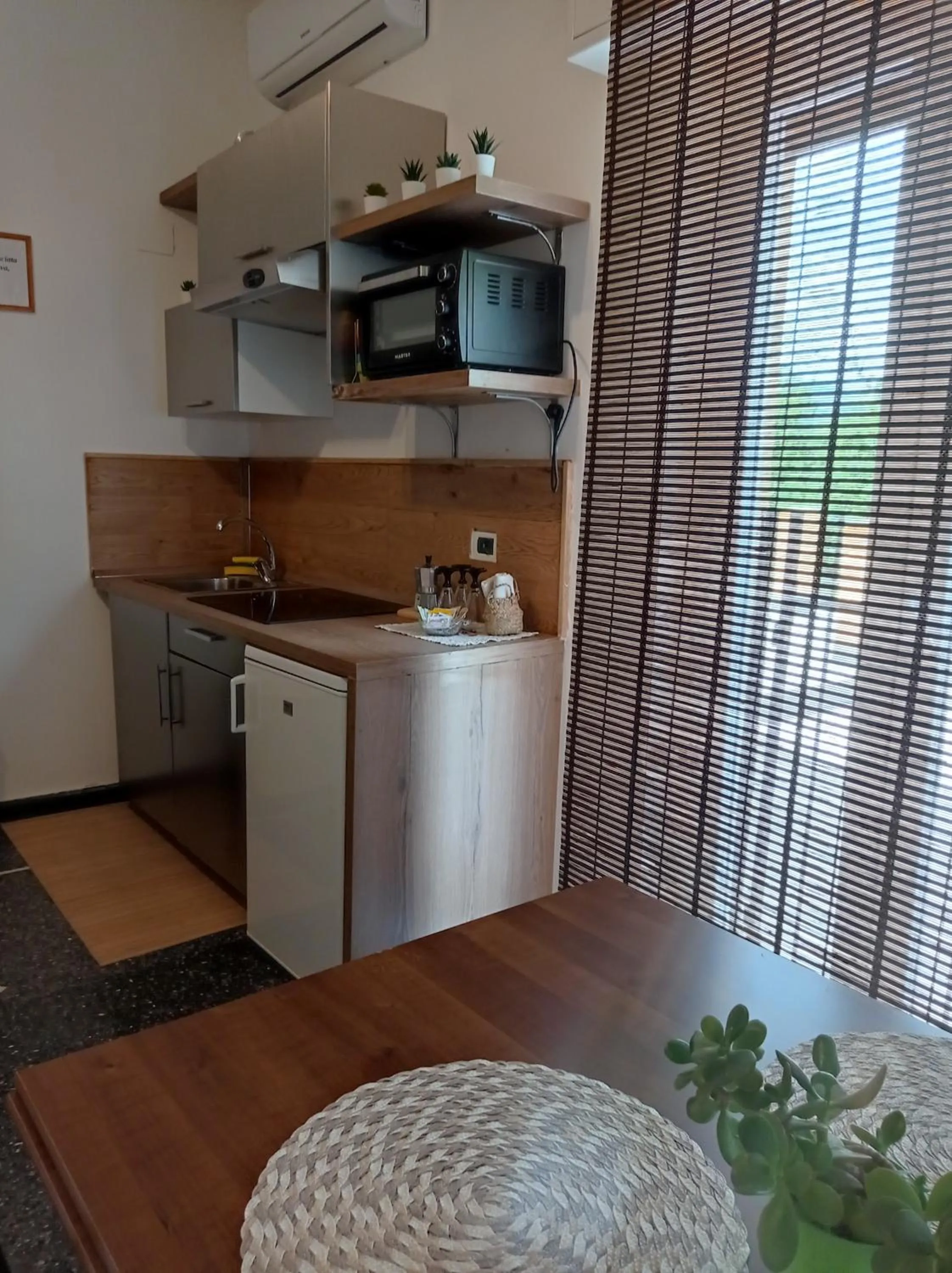 Kitchen or kitchenette in Hotel La Pineta