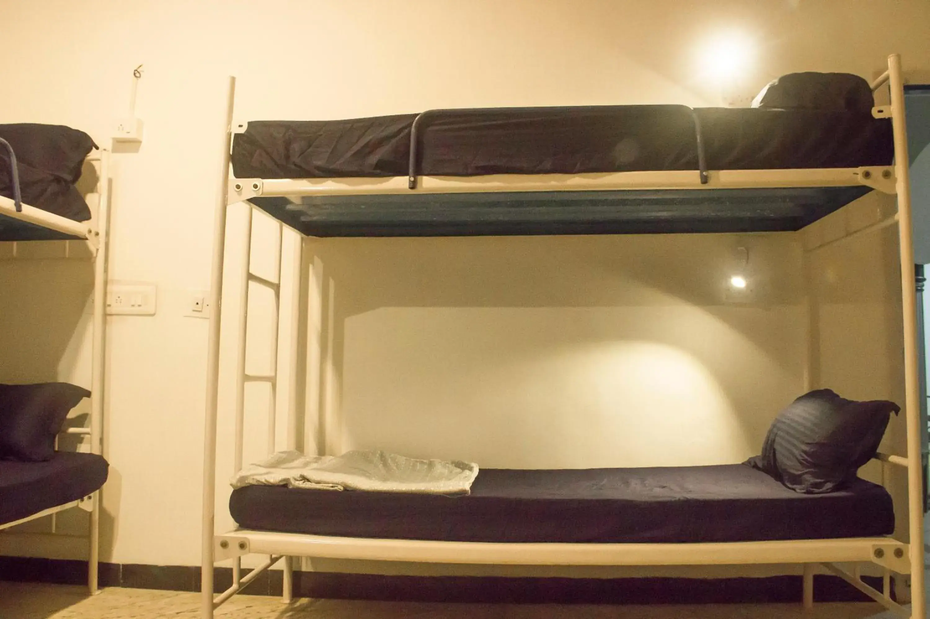 Bed in 6-Bed Female Dormitory Room in Hostel Gandhi Bed in 6-Bed Female Dormitory Room in Hostel Gandhi