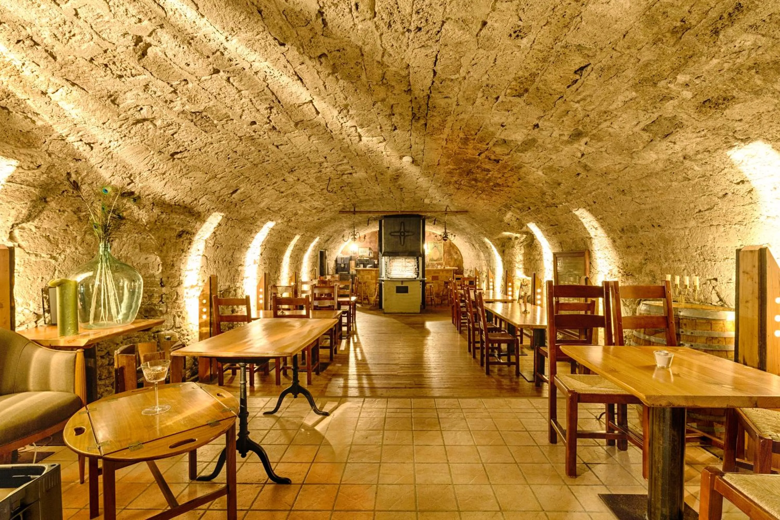 Nightclub / DJ in Hôtel la Croix Blanche