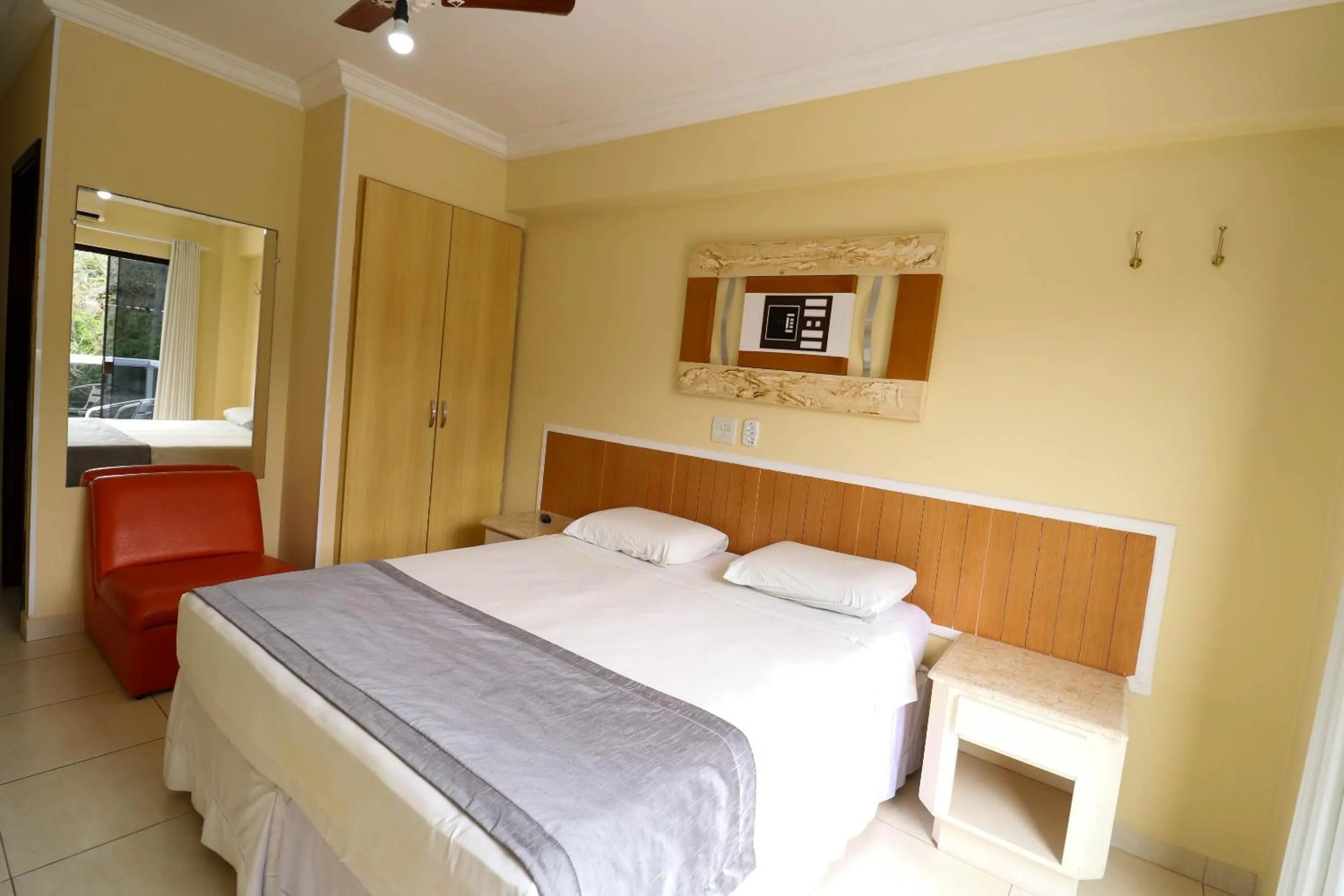 Bed in Charme Hotel Guarujá Frente Mar