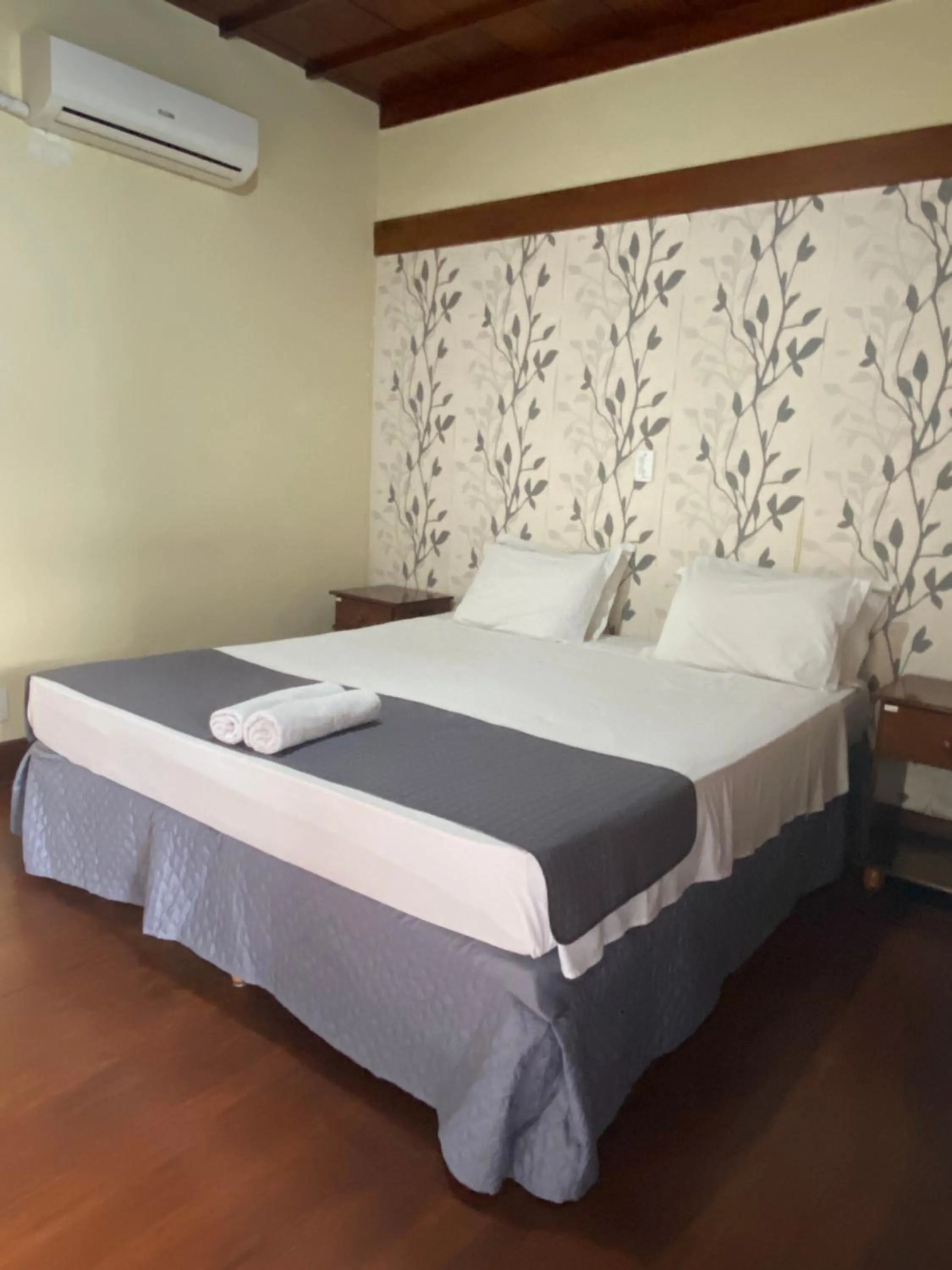 Bed in Charme Hotel Guarujá Frente Mar