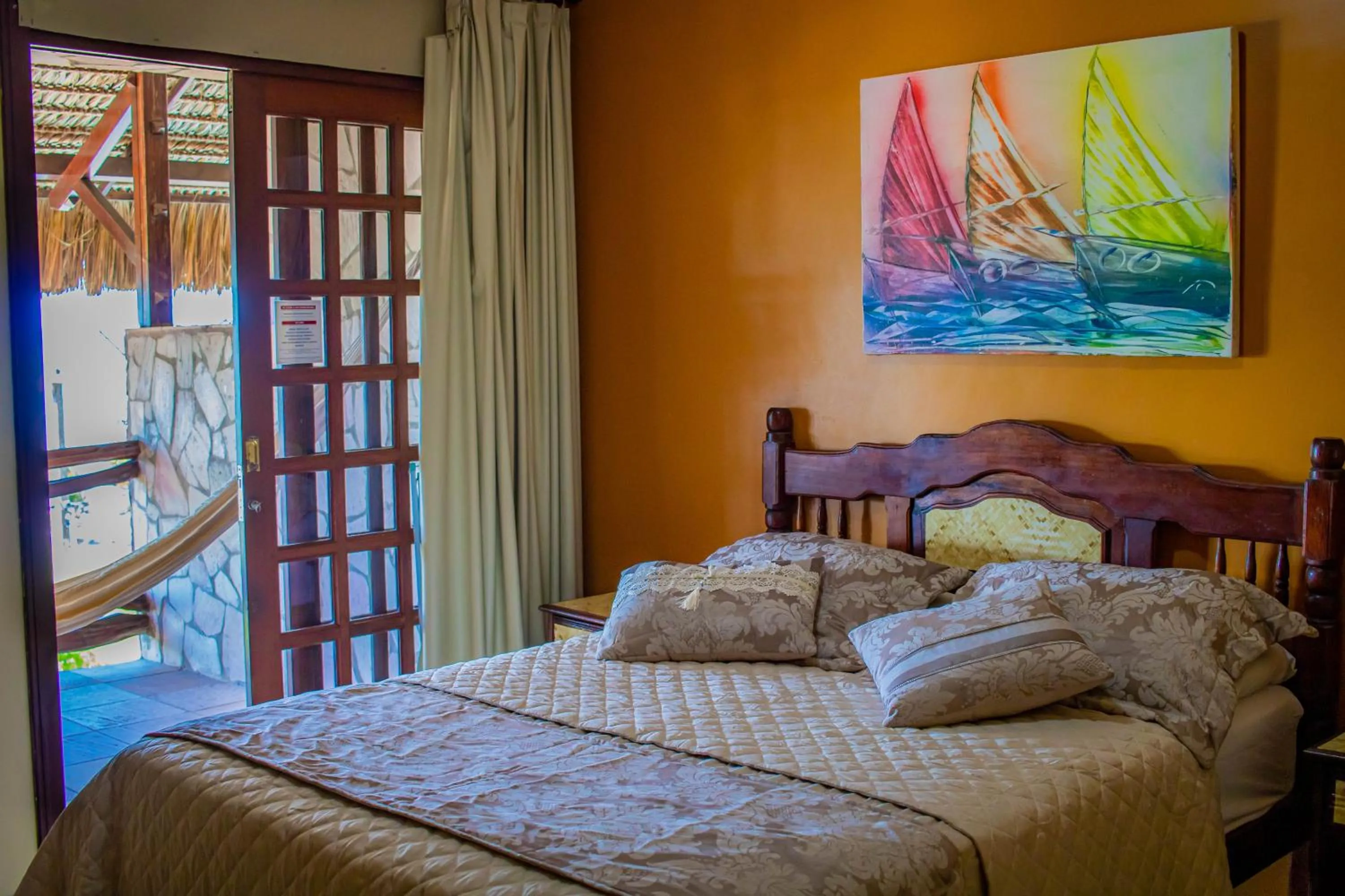 Bedroom, Bed in Castelo Beach Hotel