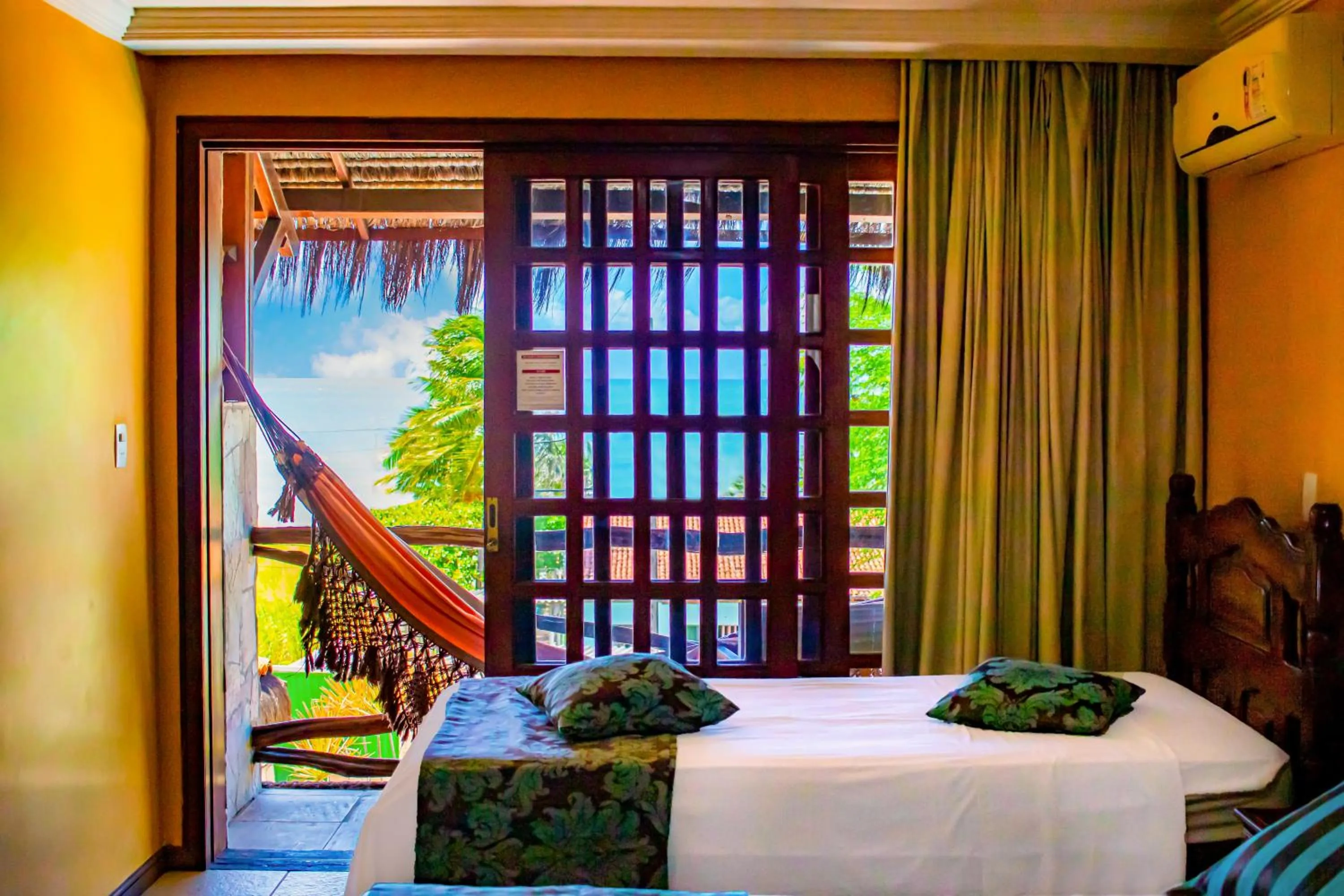 Photo of the whole room, Bed in Castelo Beach Hotel