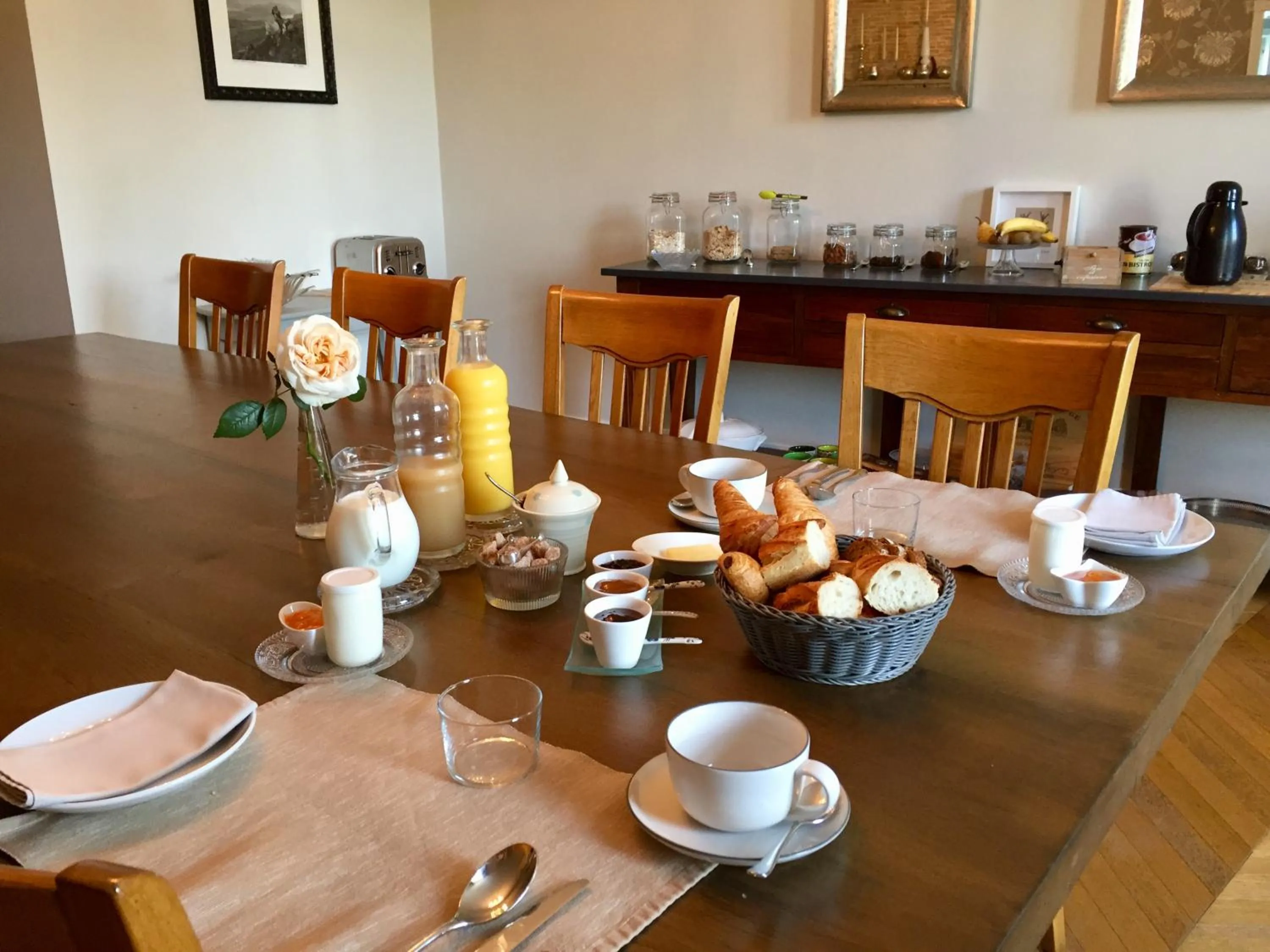 Coffee/tea facilities in La Girarde