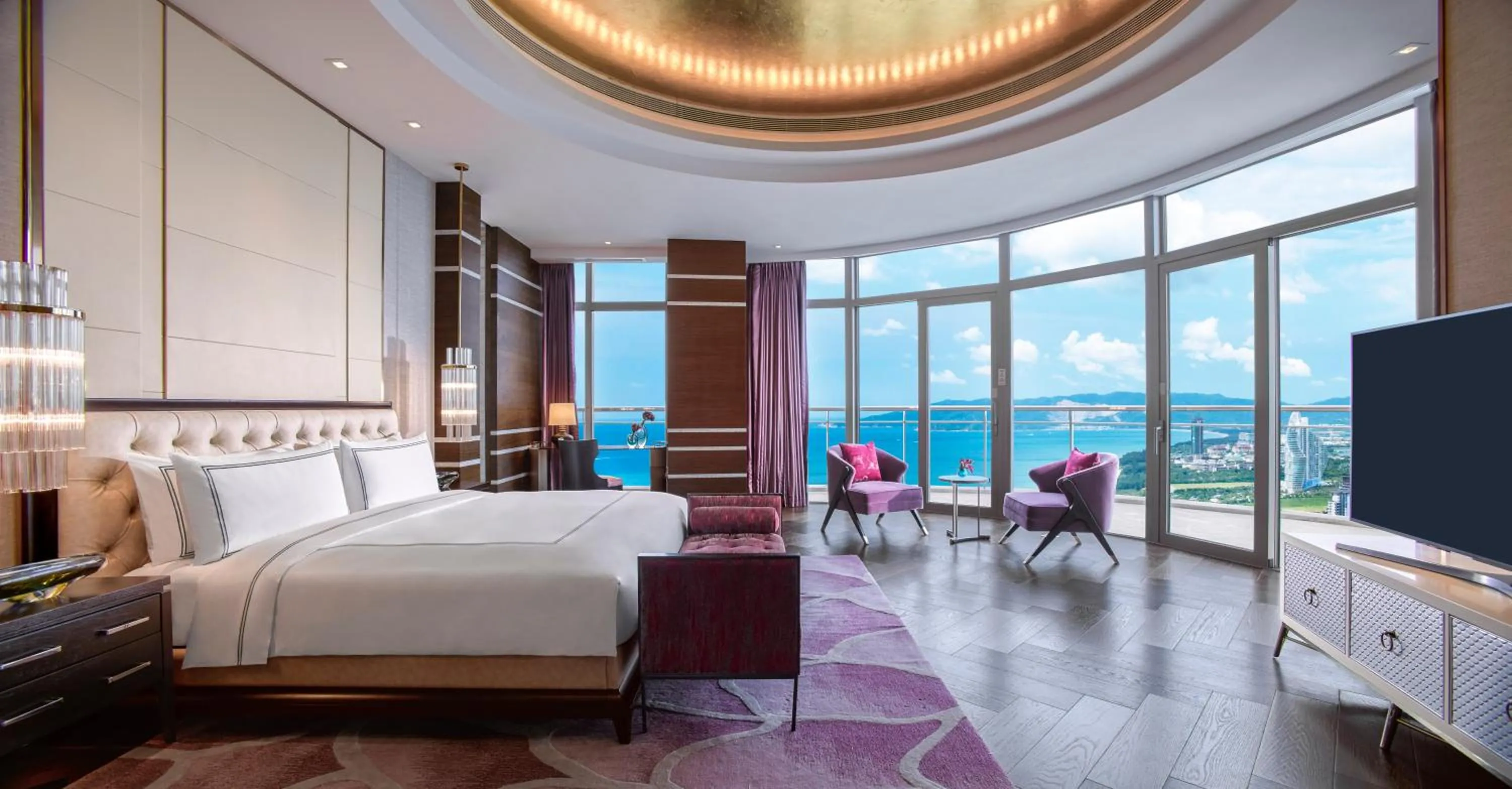 Bedroom, Bed in Atlantis Sanya