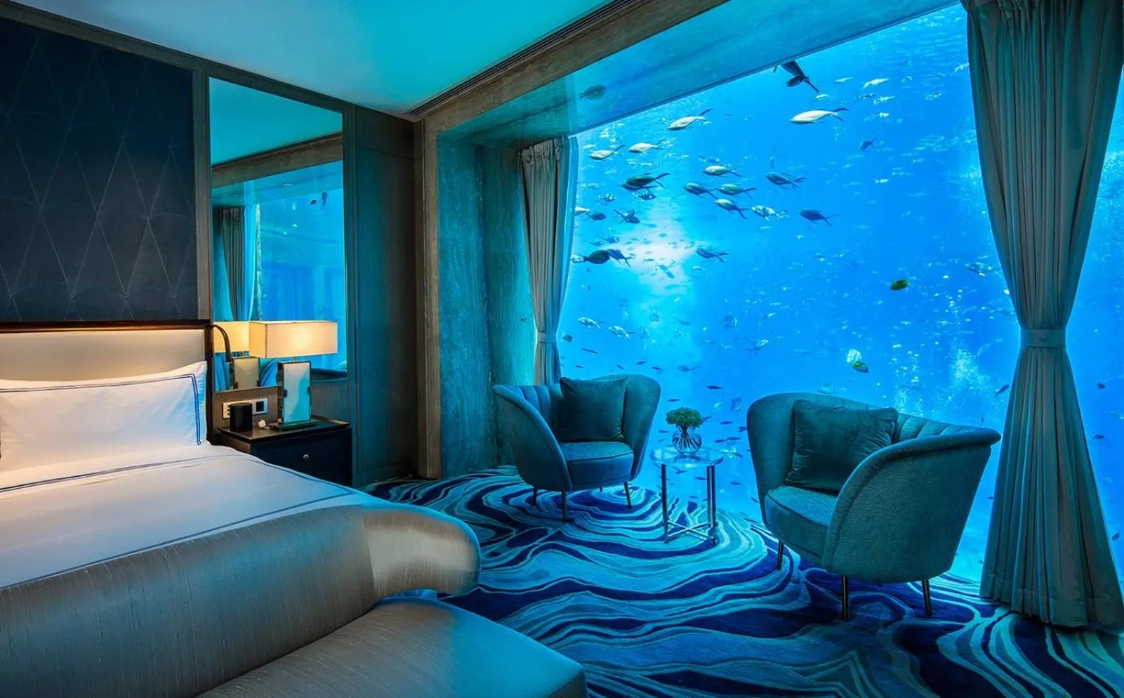 Photo of the whole room, Bed in Atlantis Sanya
