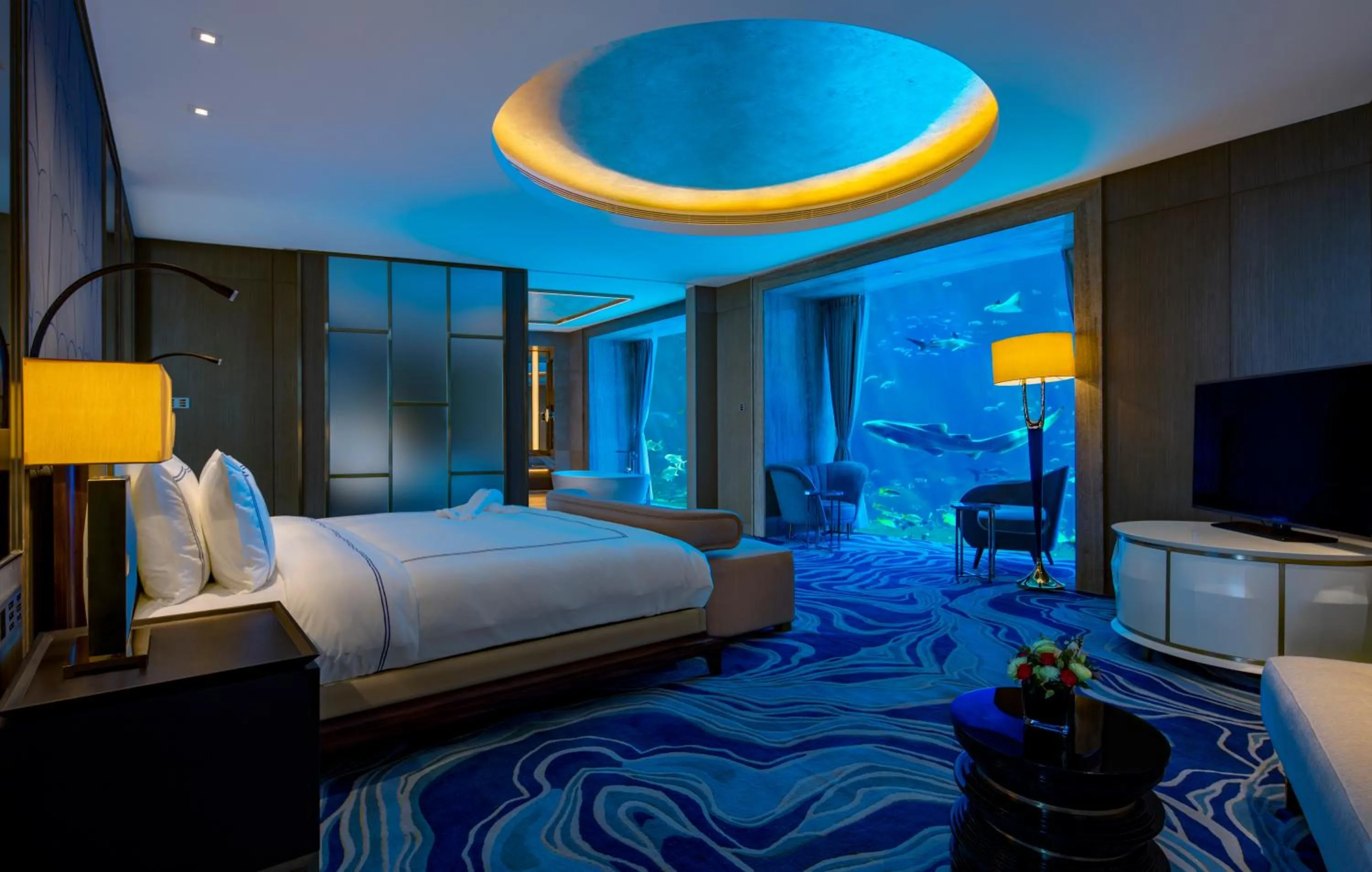 Bedroom, Bed in Atlantis Sanya