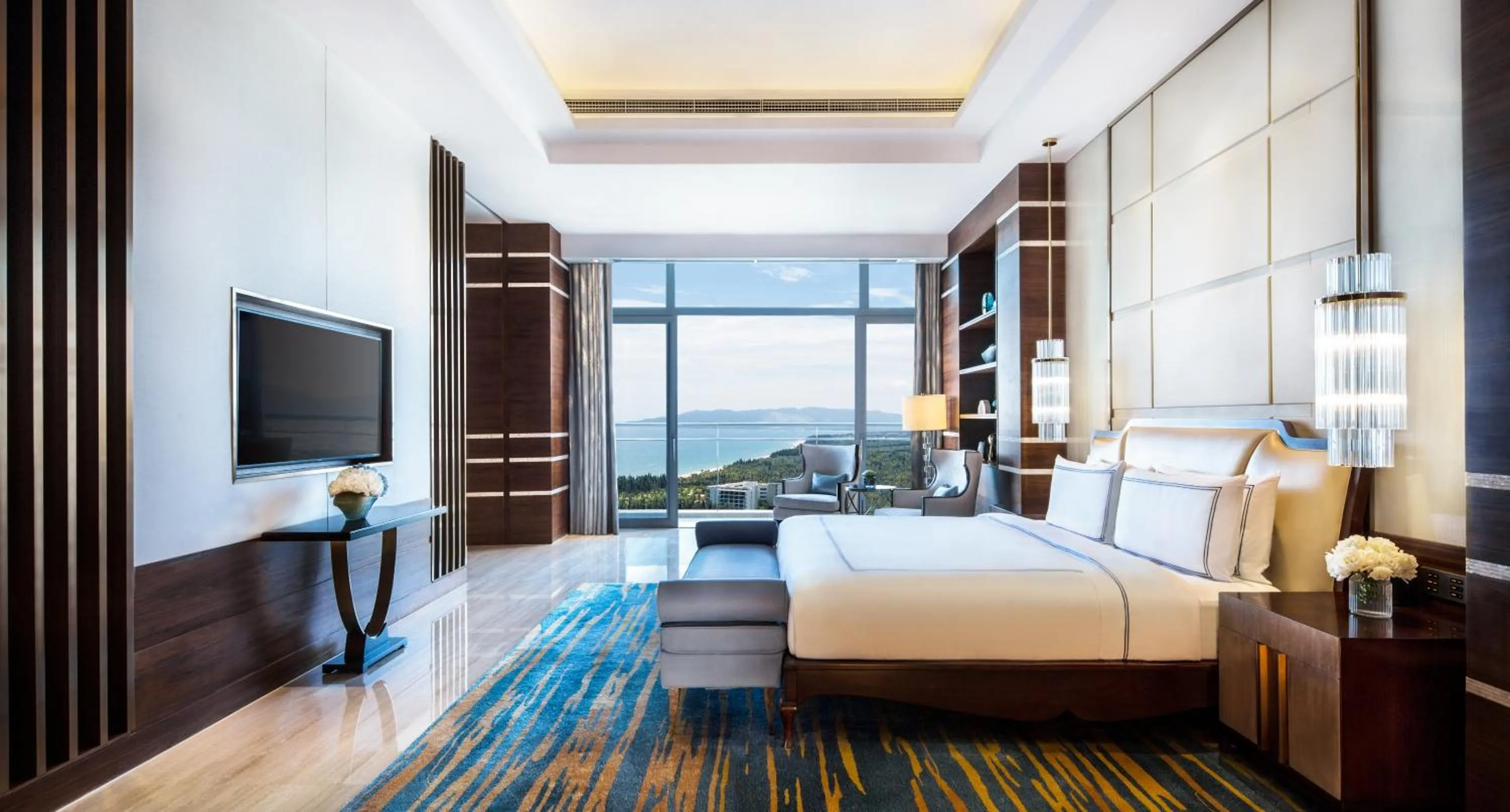 Photo of the whole room, Bed in Atlantis Sanya