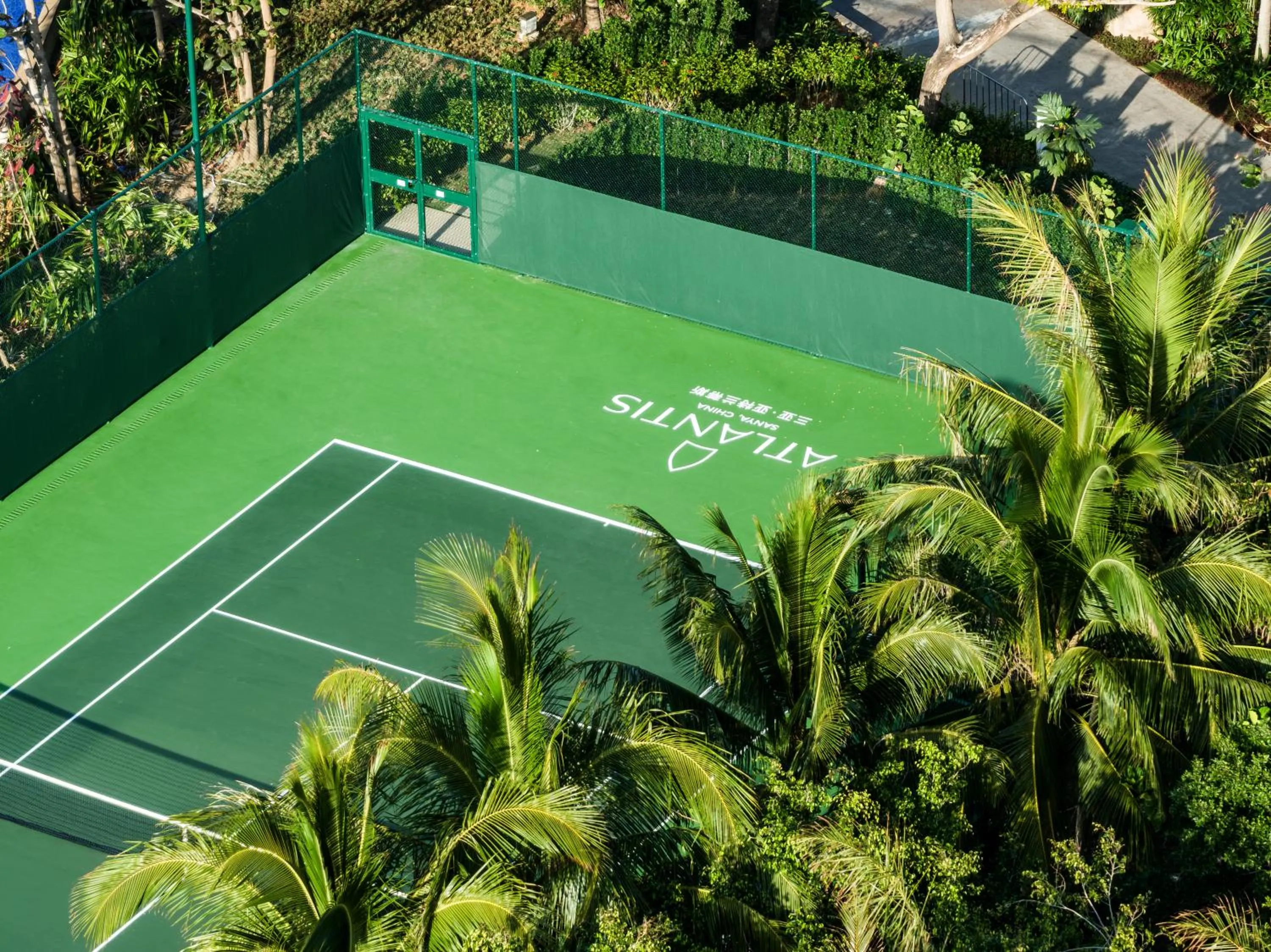 Tennis court in Atlantis Sanya