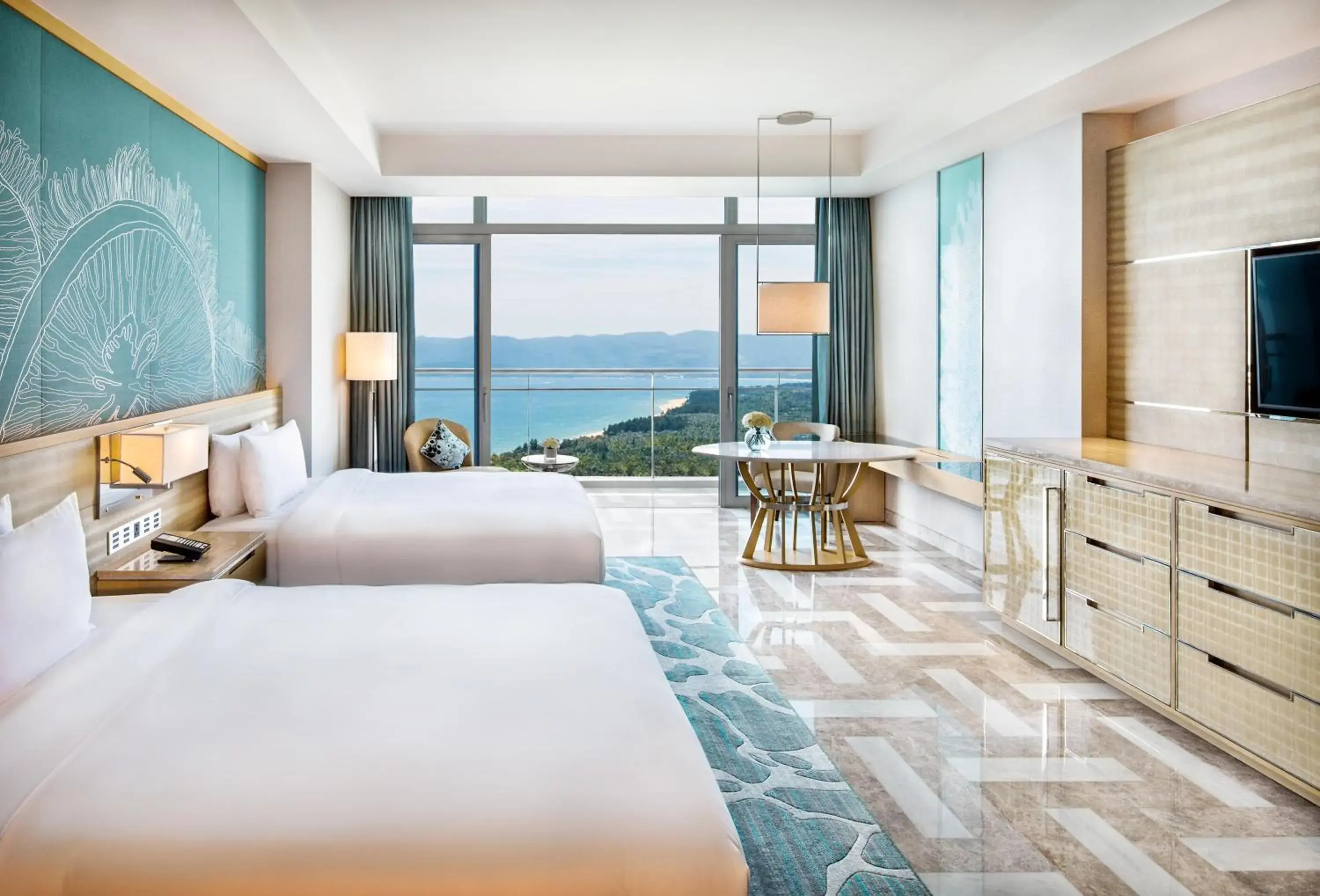 Imperial Club Ocean View Queen Room(Unlimited free entry to the Water park & Lost Chambers + Imperial Club benefits during the stay ) in Atlantis Sanya Imperial Club Ocean View Queen Room(Unlimited free entry to the Water park & Lost Chambers + Imperial Club benefits during the stay ) in Atlantis Sanya