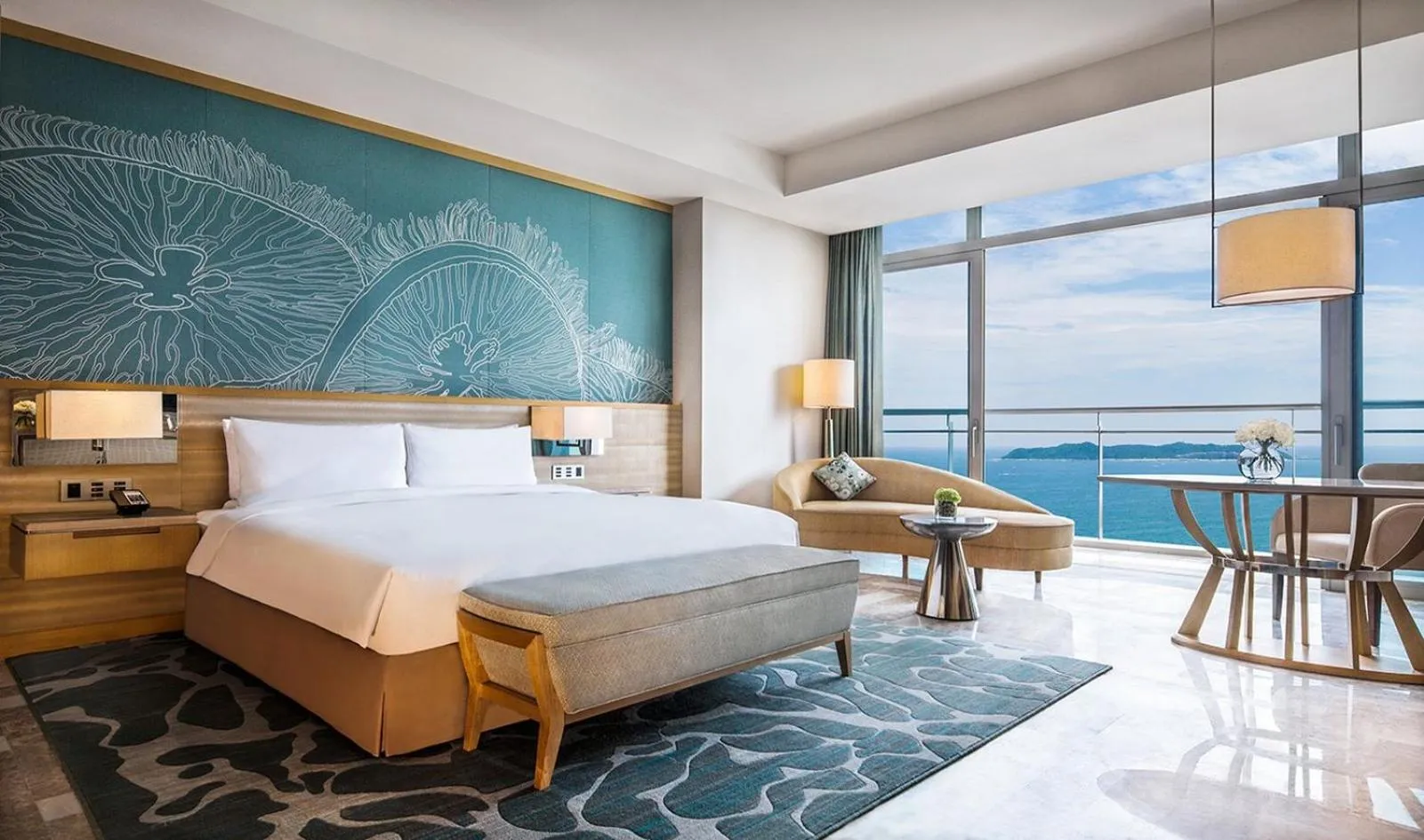 Photo of the whole room, Bed in Atlantis Sanya