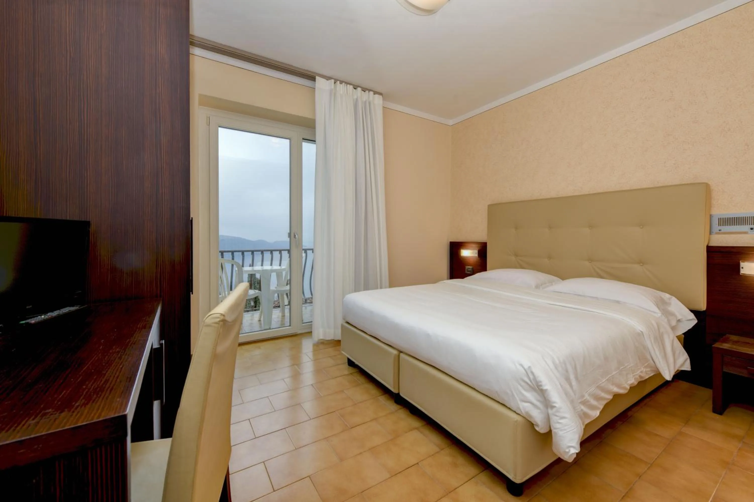 Bedroom, Bed in Hotel Bellavista