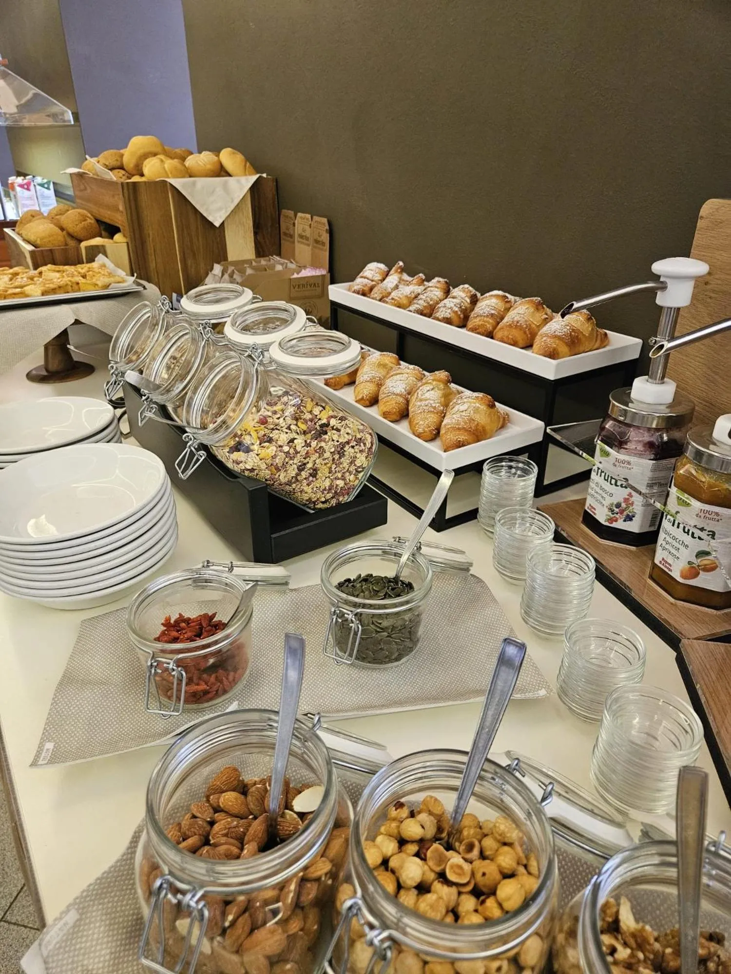 Buffet breakfast in Hotel Bellavista