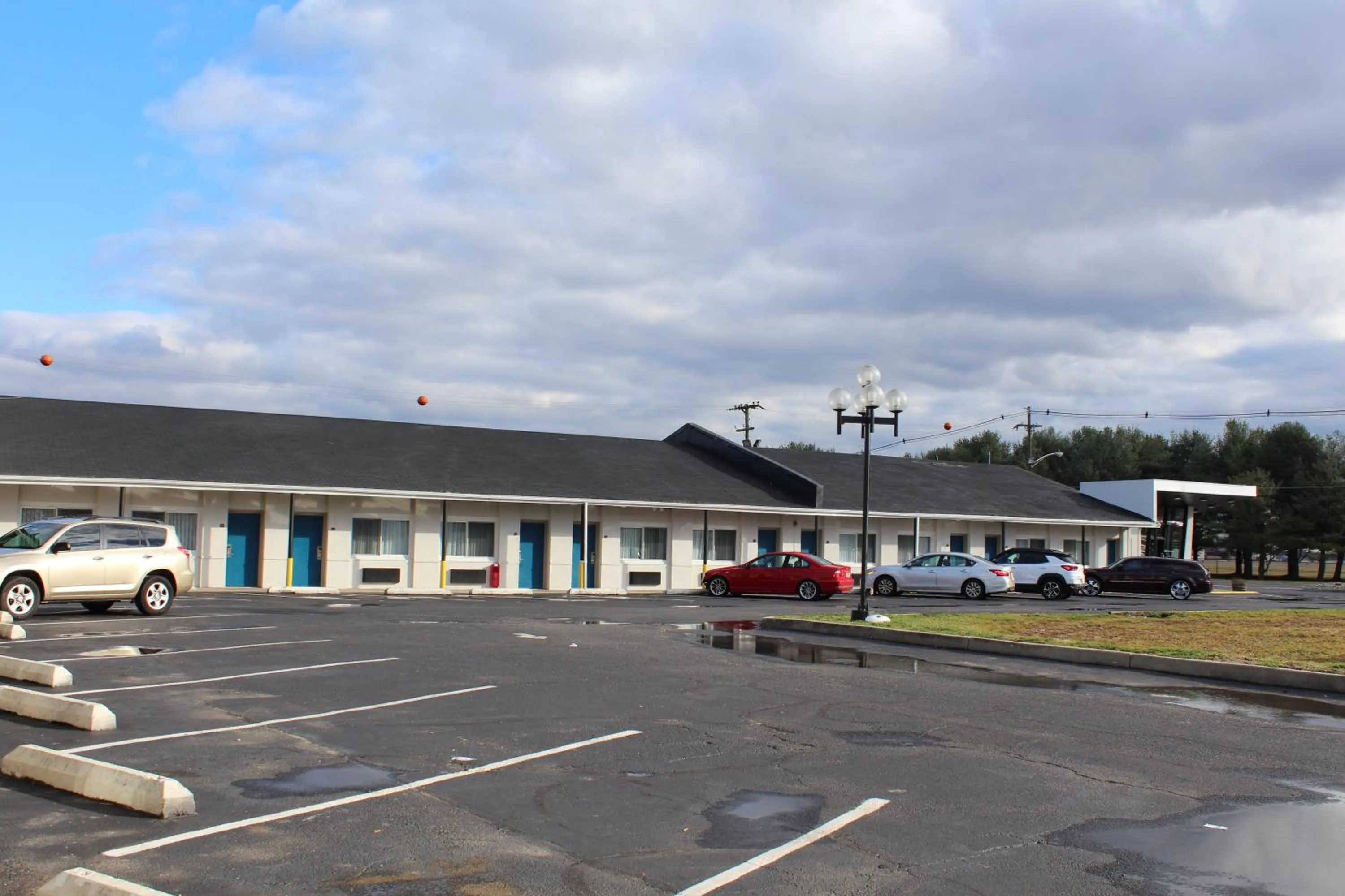 Days Inn by Wyndham Wrightstown McGuire AFB Bordentown