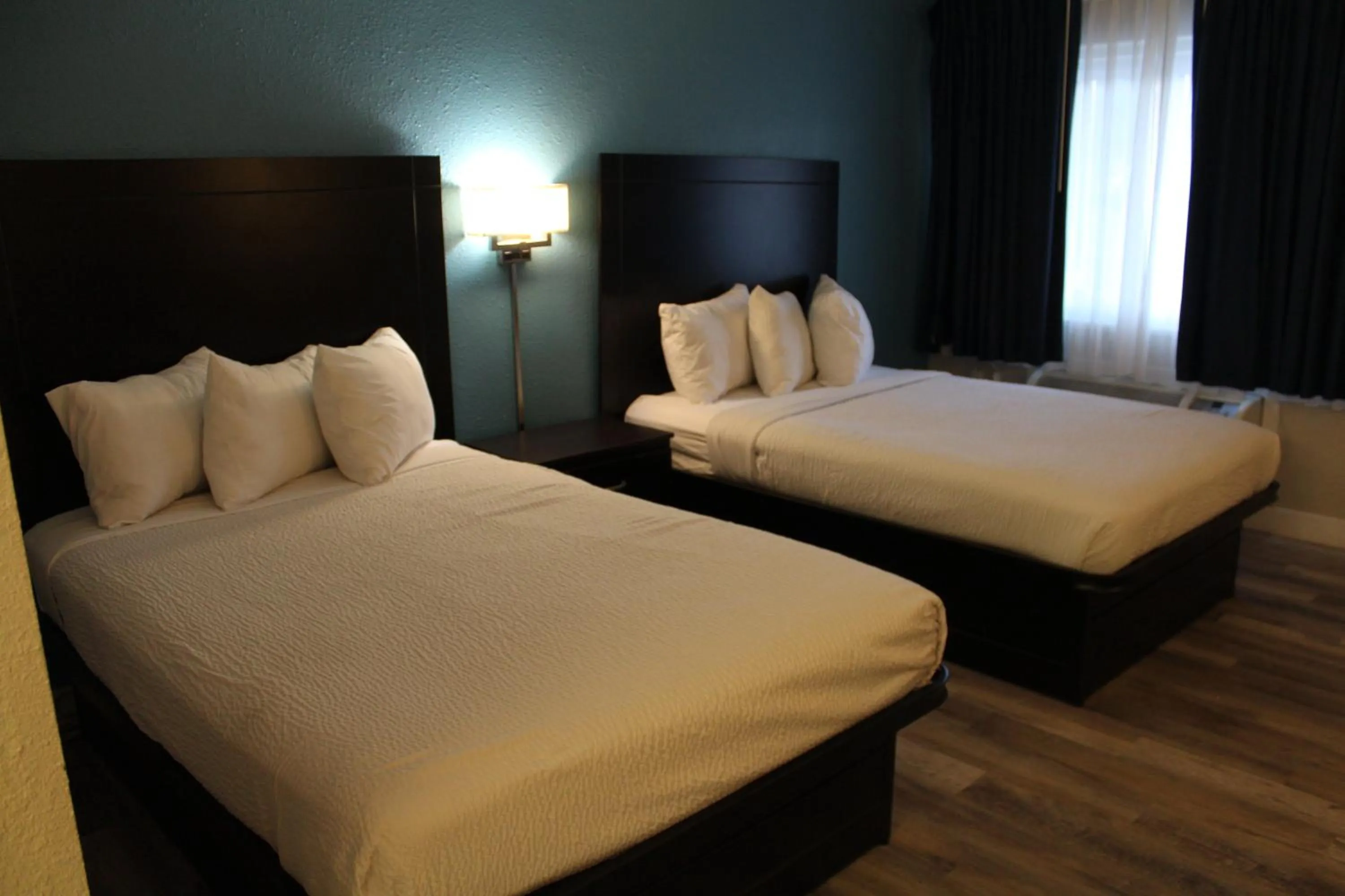 Bed in Days Inn by Wyndham Wrightstown McGuire AFB Bordentown