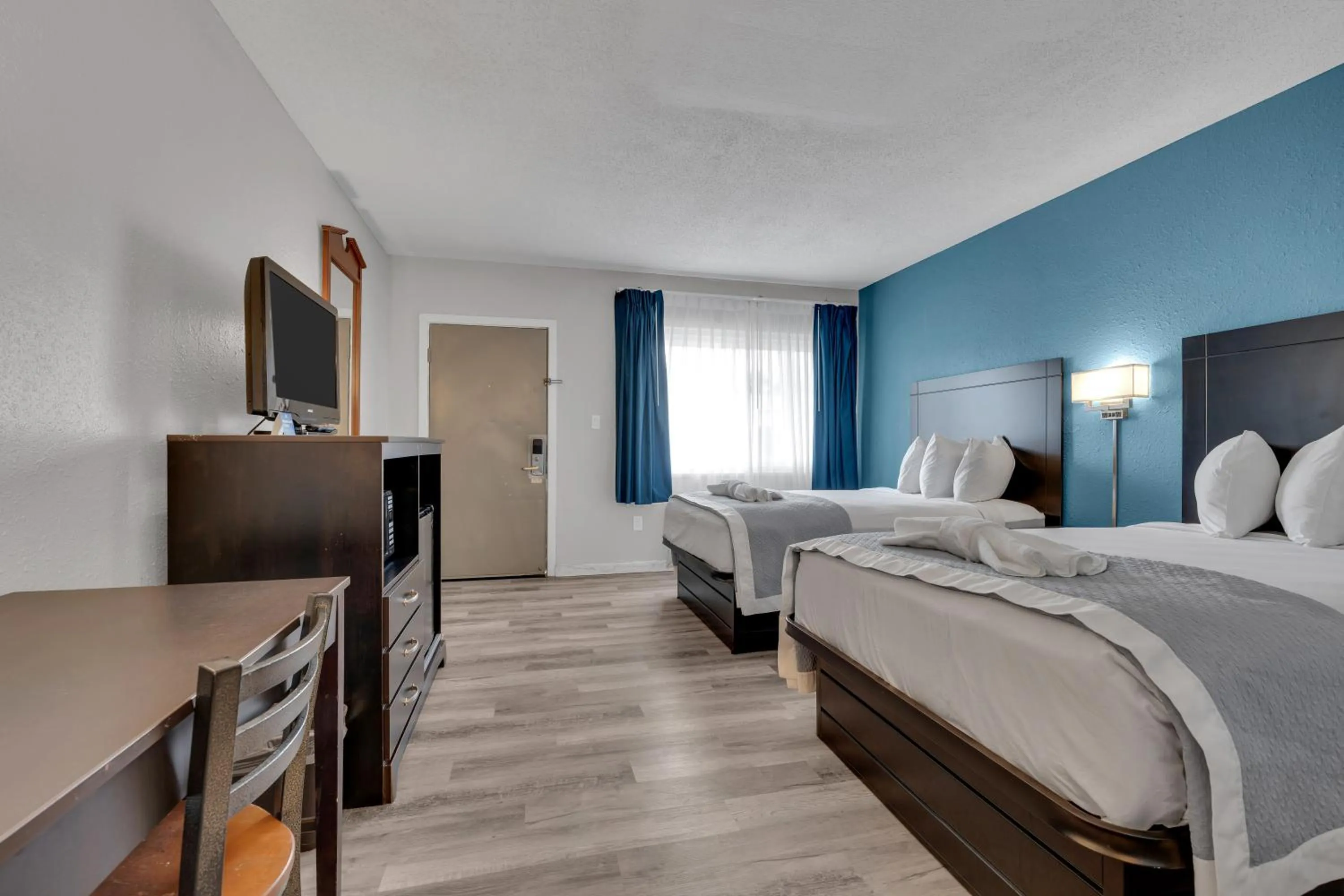 Bedroom, Bed in Days Inn by Wyndham Wrightstown McGuire AFB Bordentown