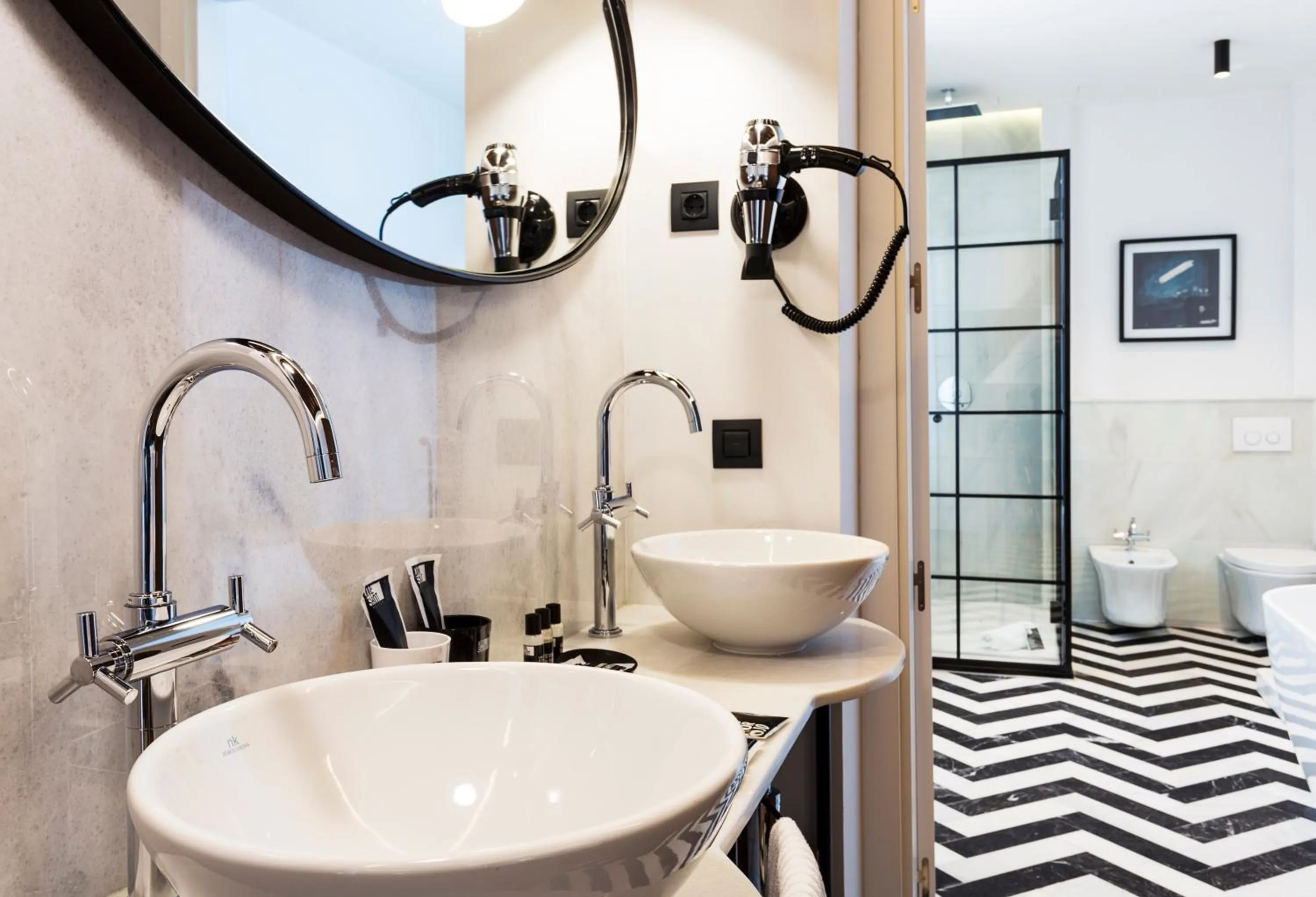 Bathroom in One Shot Conde Torrejón