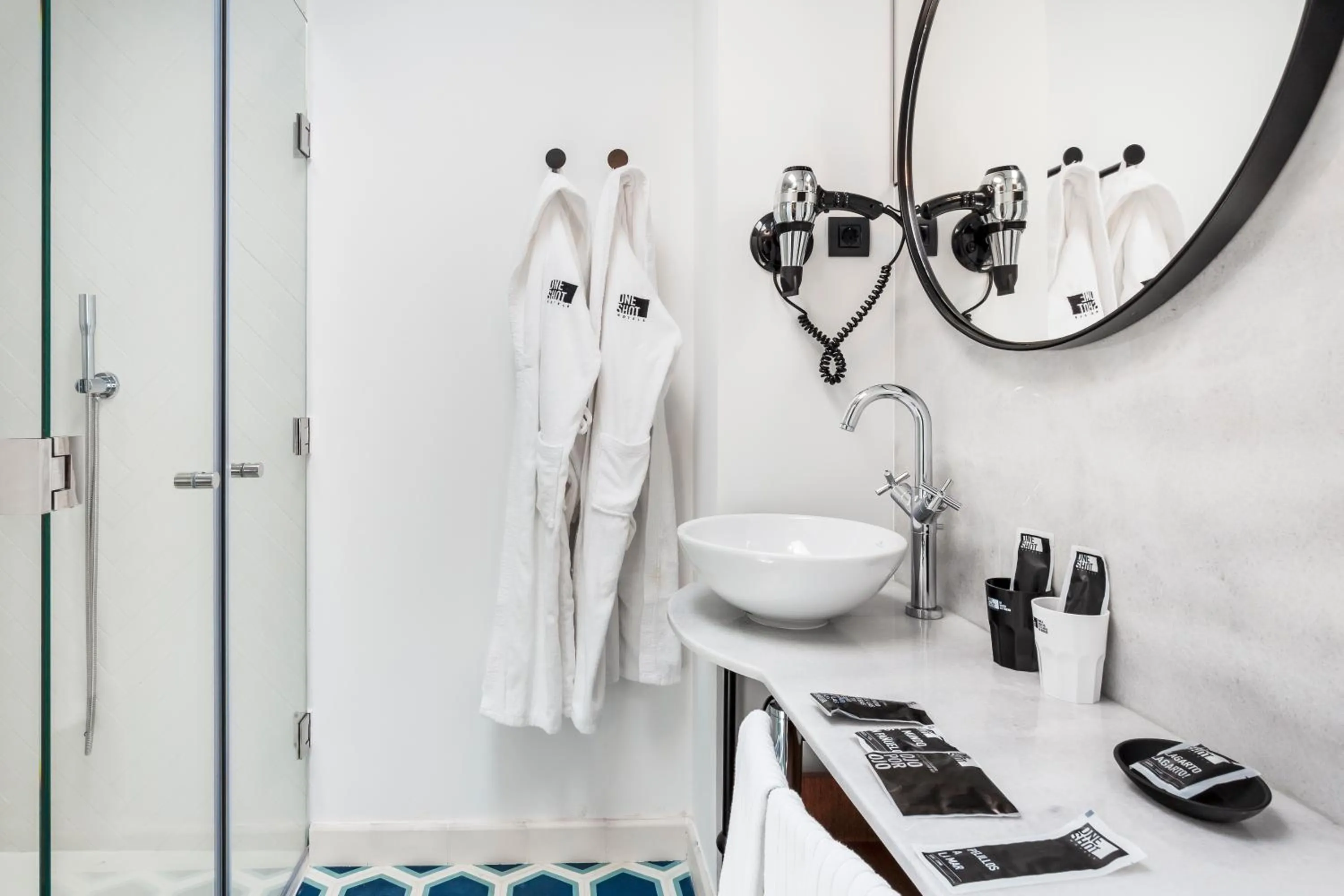 Bathroom in One Shot Conde Torrejón