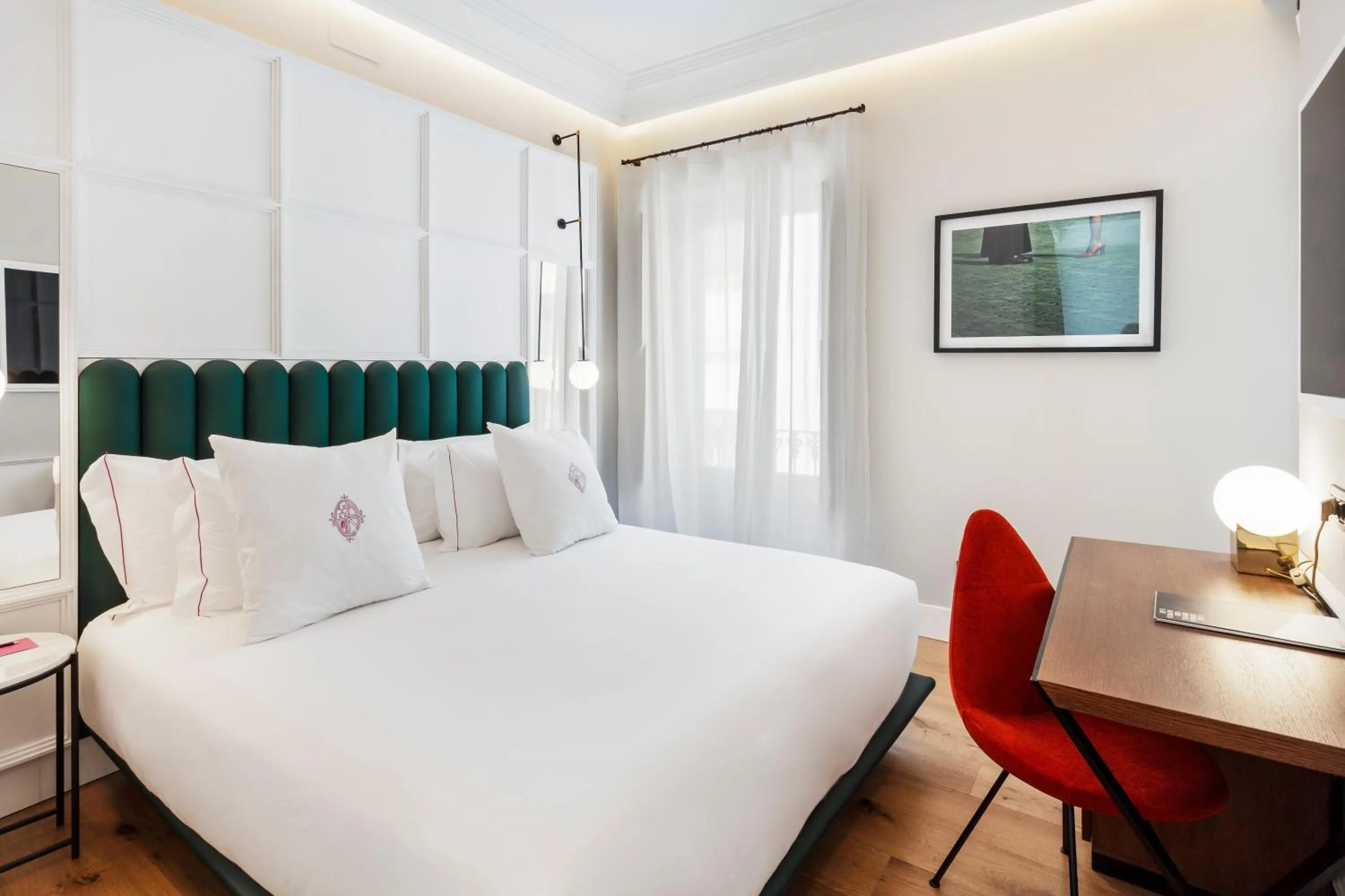 Bedroom, Bed in One Shot Conde Torrejón