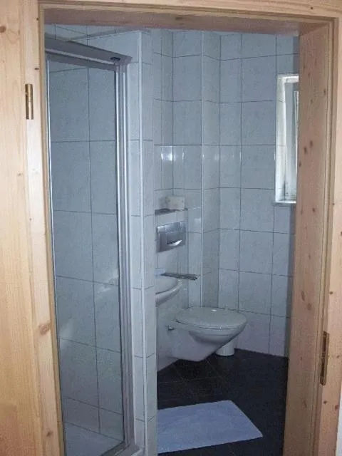 Bathroom in Hotel Waldeck Garni