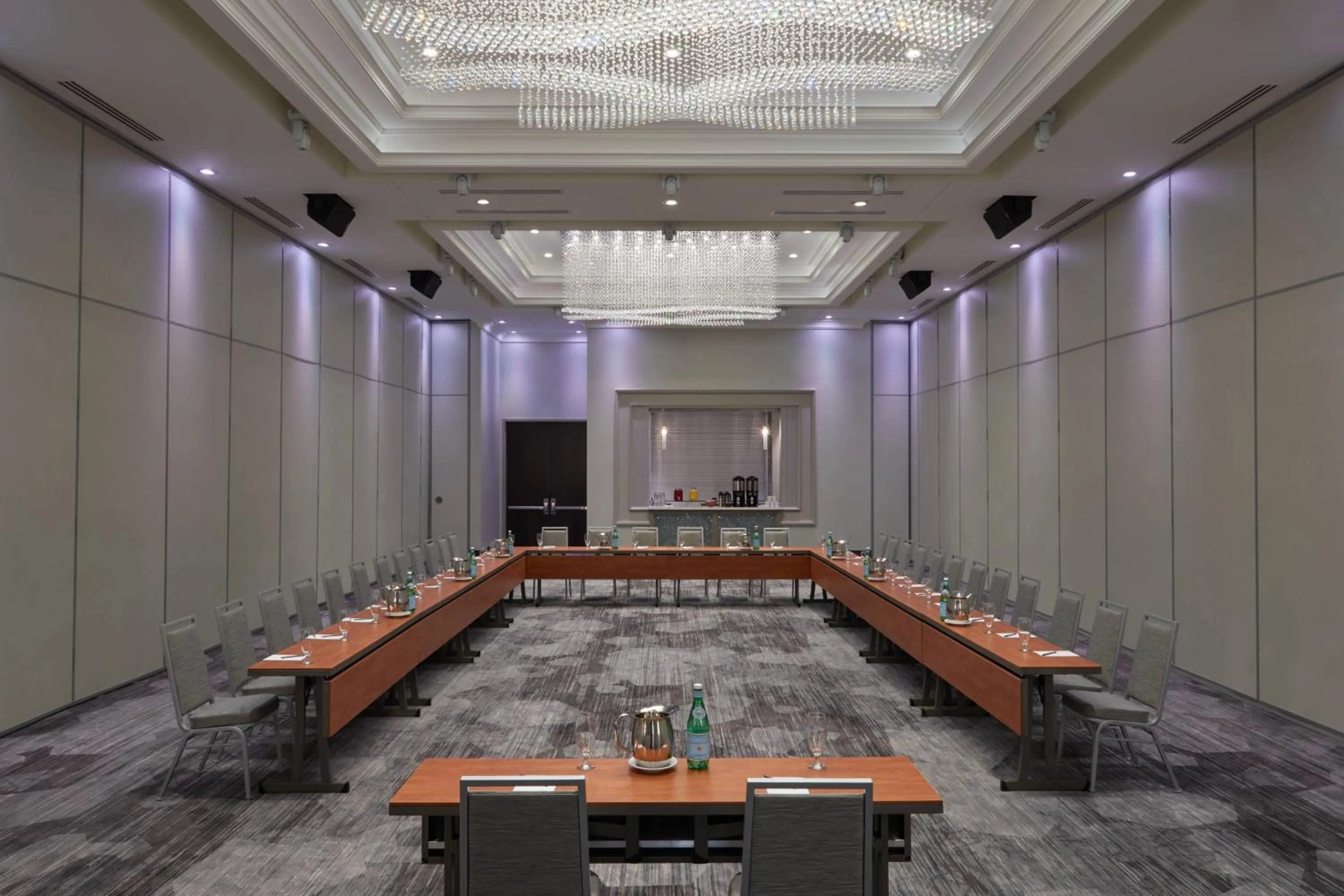 Meeting/conference room in TownePlace Suites by Marriott Oshawa