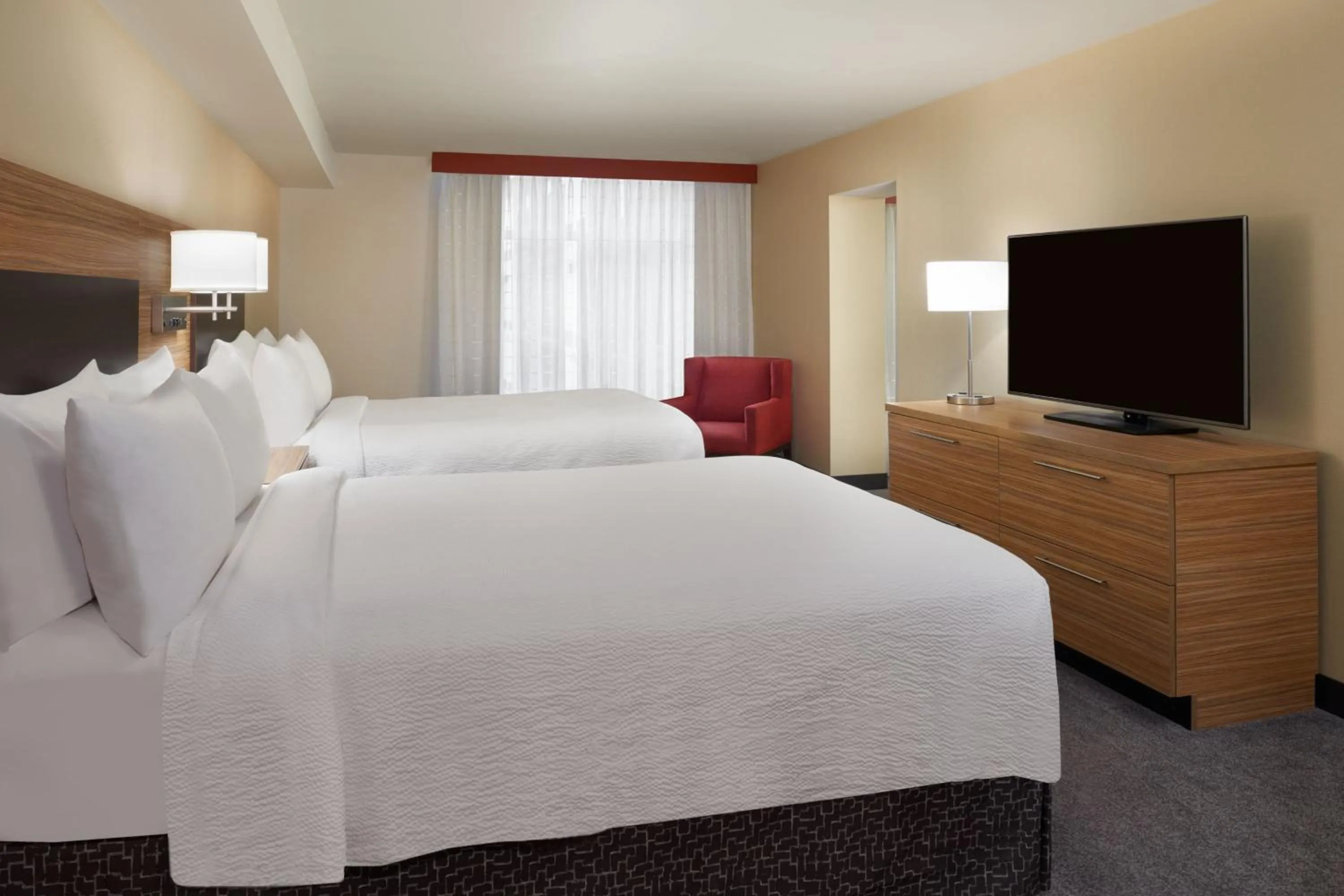 Bedroom, Bed in TownePlace Suites by Marriott Oshawa