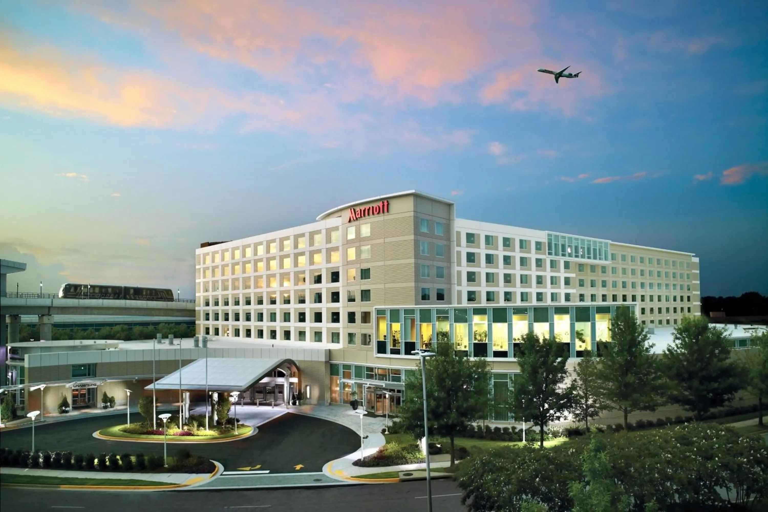 Property building in Atlanta Airport Marriott Gateway
