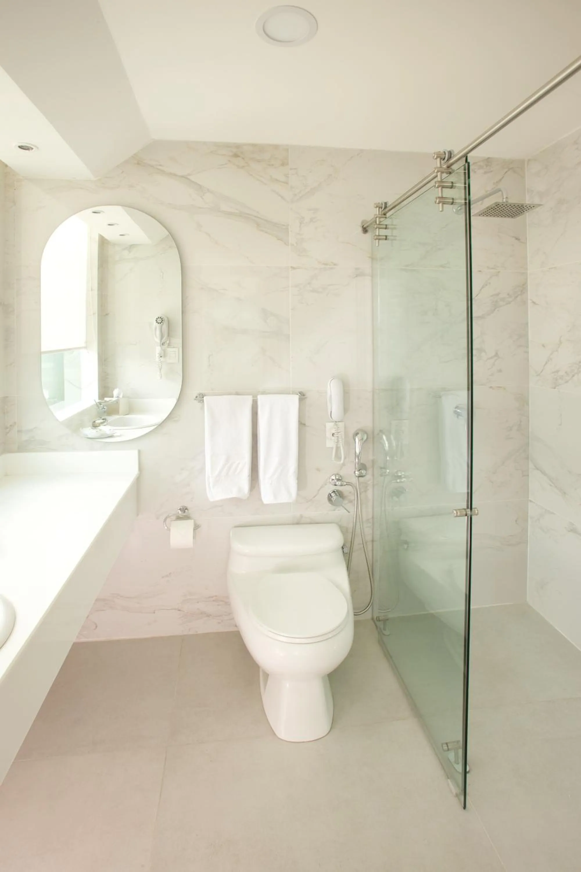 Shower in Hotel Rio Amazonas