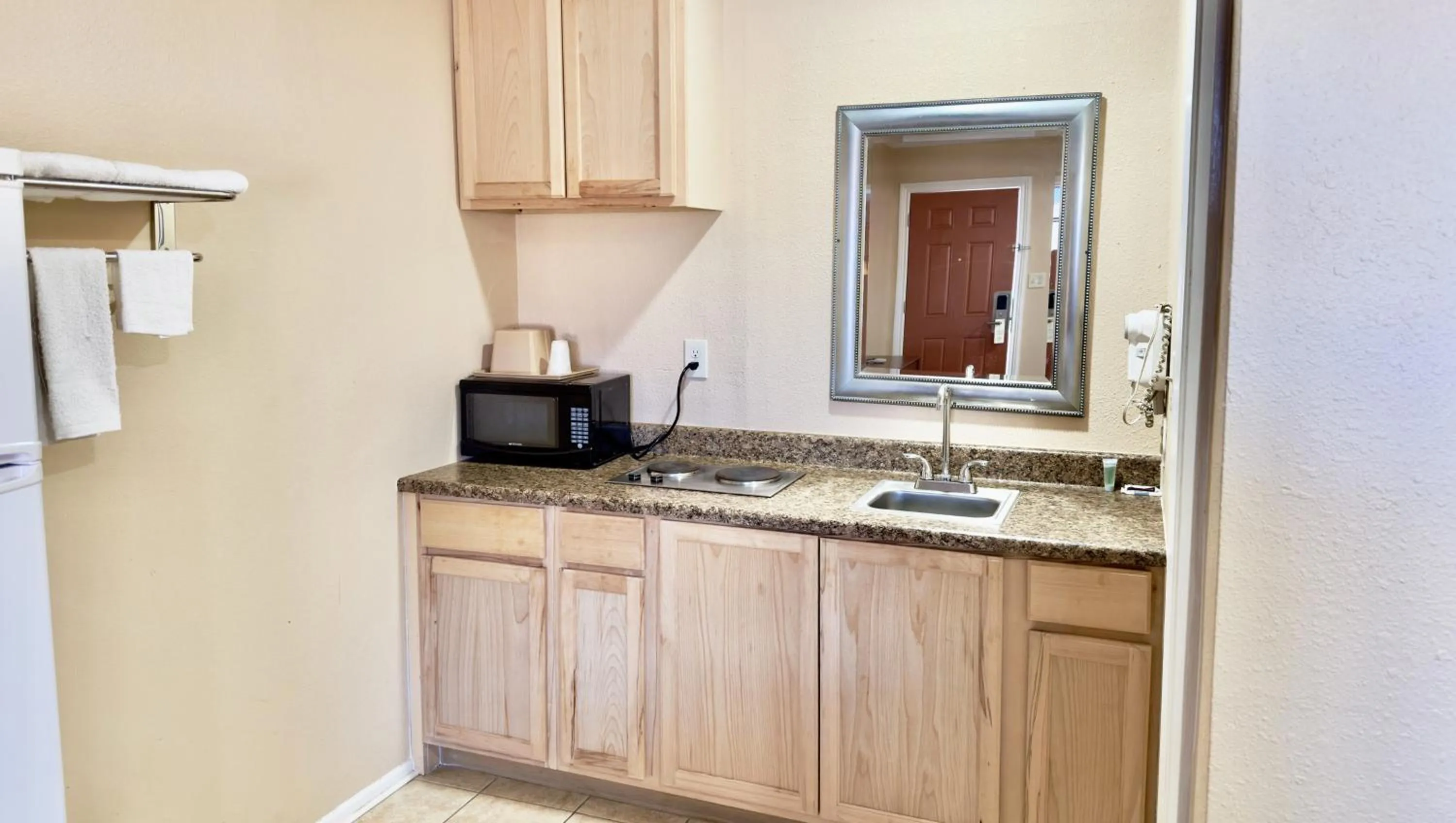 Kitchen or kitchenette in Regency Inn Hondo