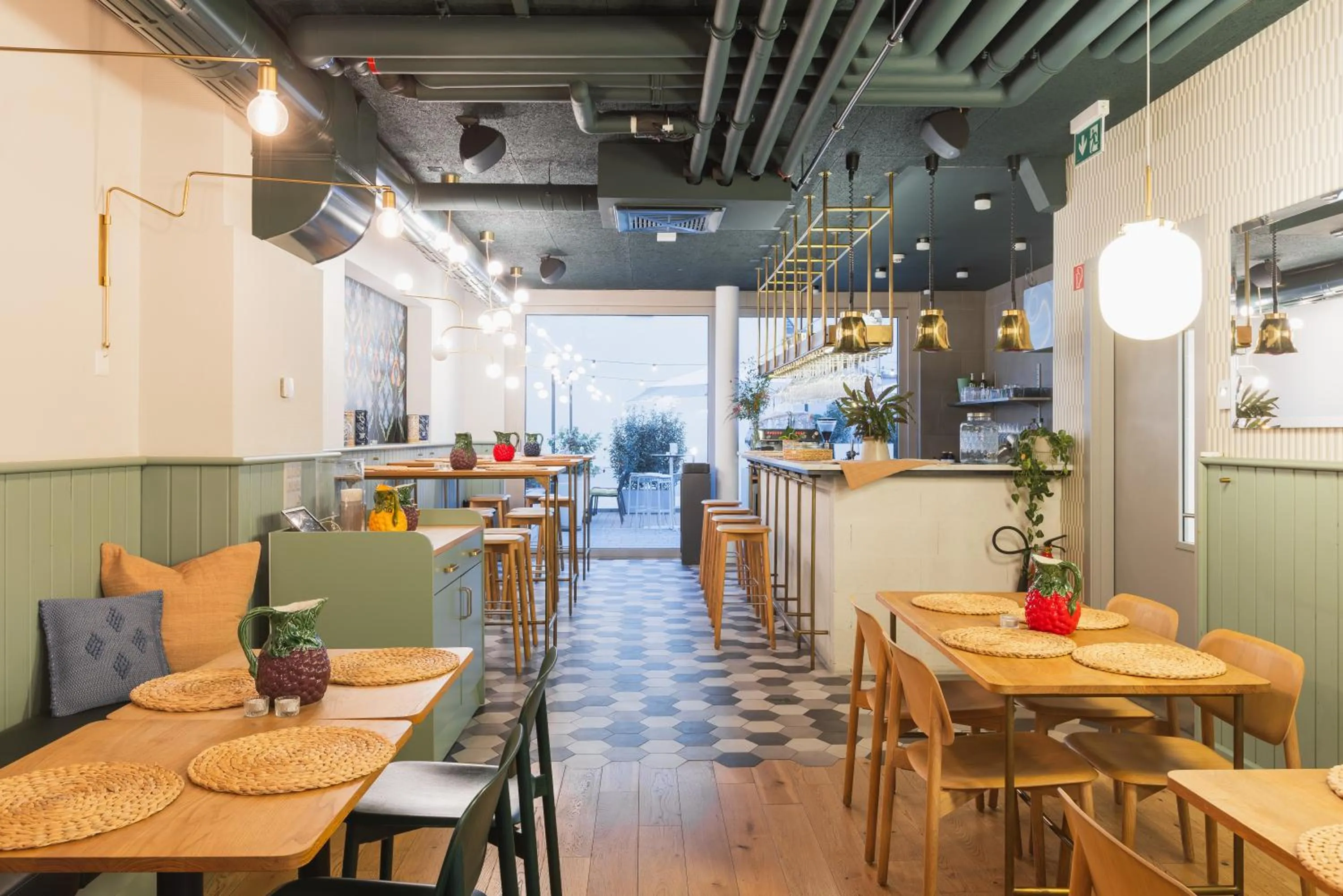 Restaurant/places to eat in Base Vevey