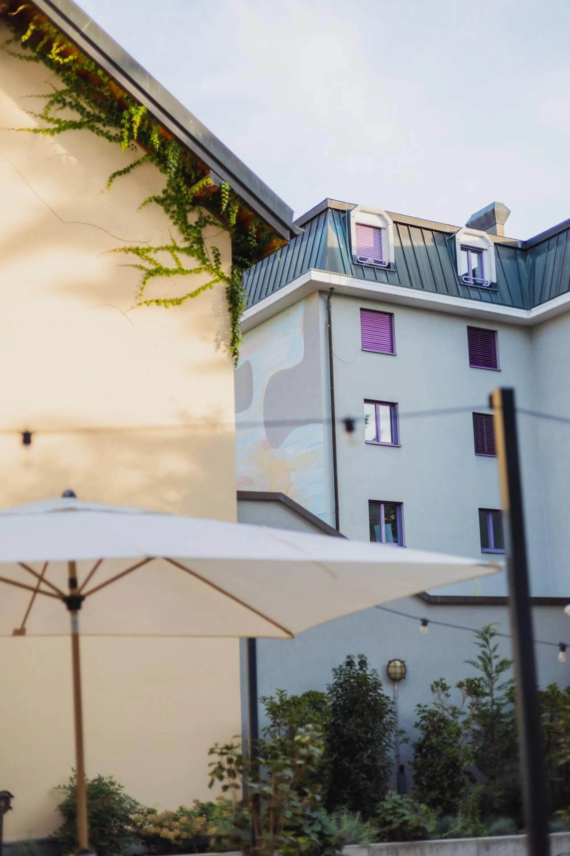 Property building in Base Vevey