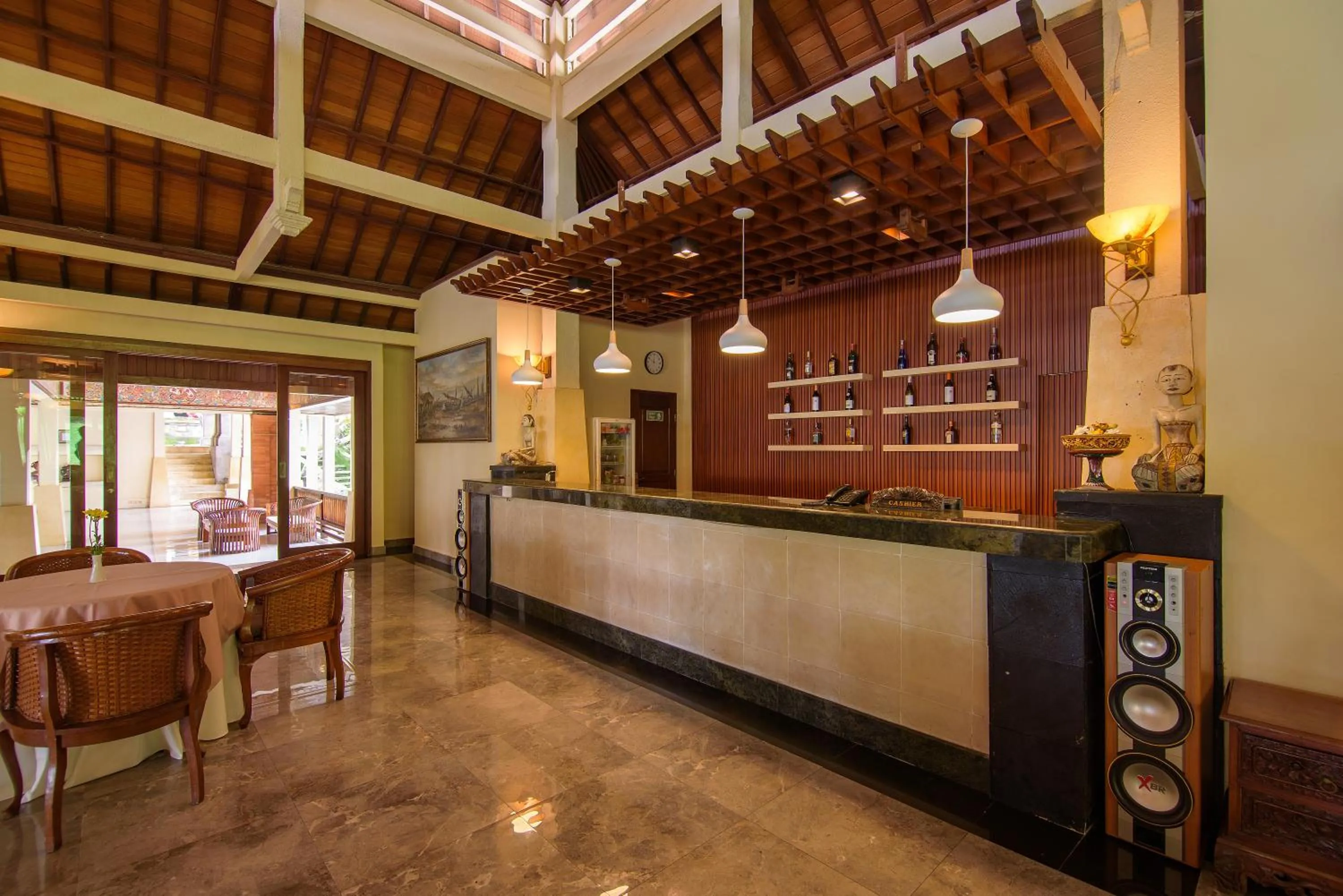 Restaurant/places to eat in Champlung Sari Hotel and Spa Ubud