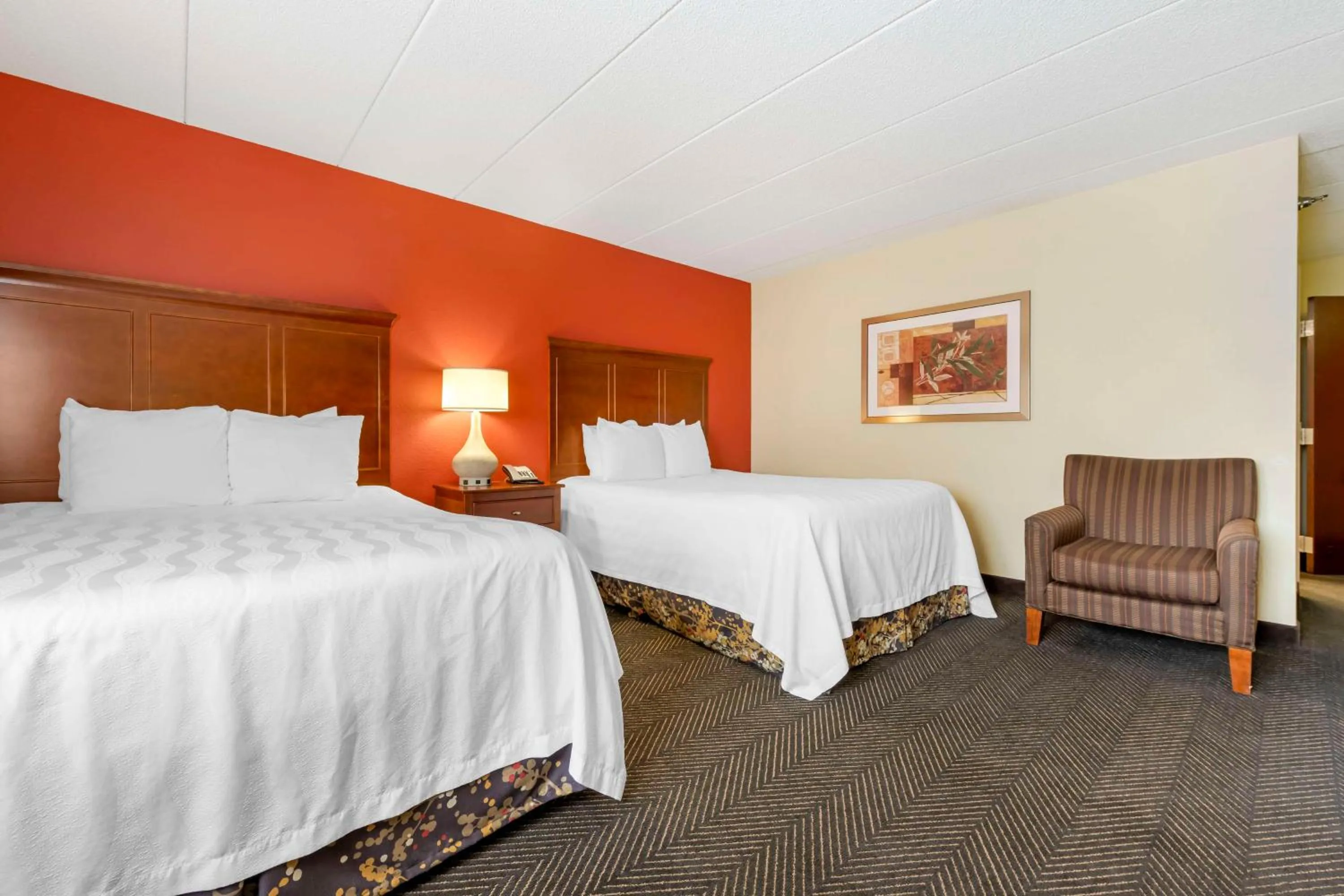 Bedroom, Bed in Best Western Plus St. Paul North/Shoreview