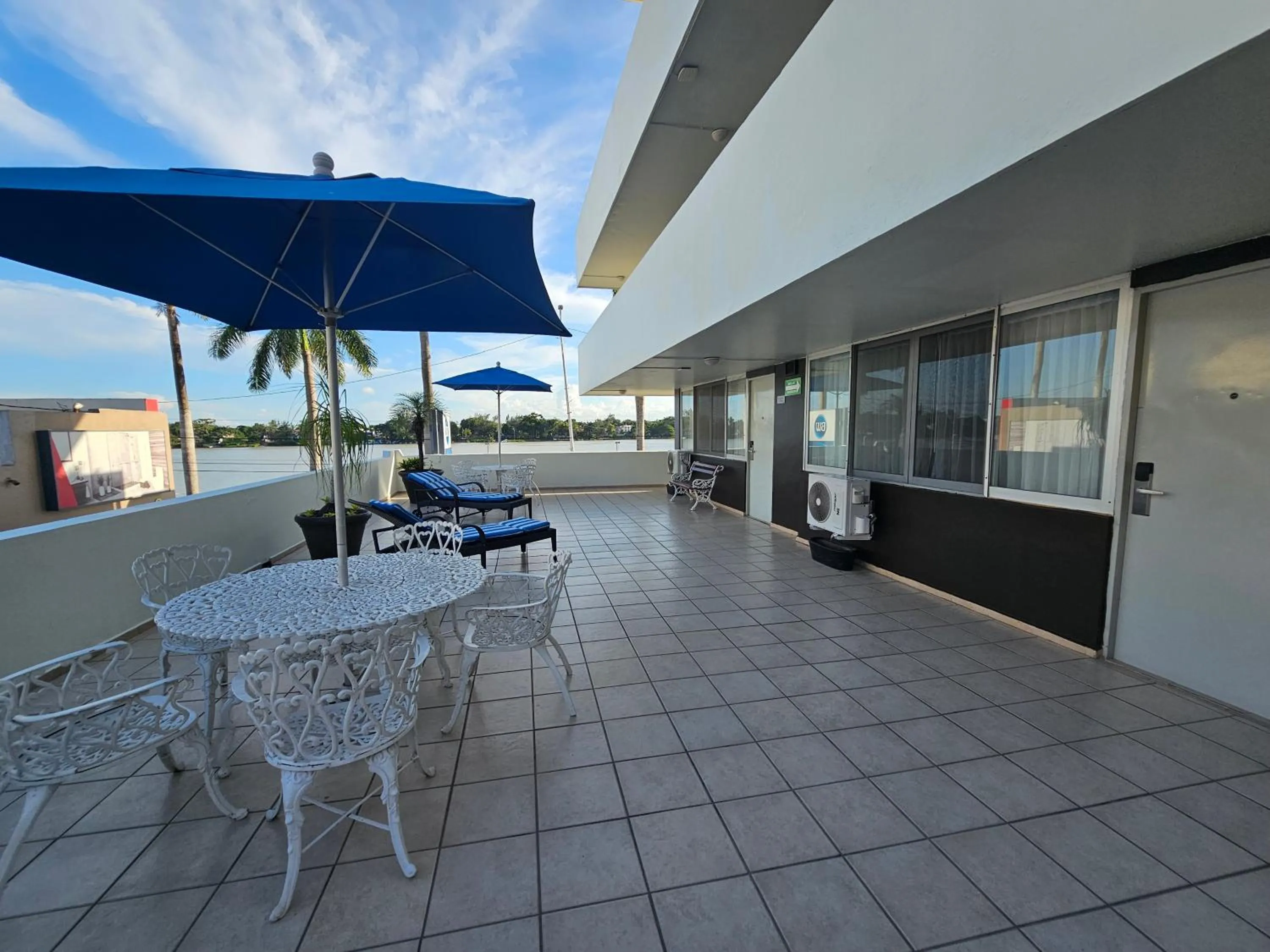 Balcony/Terrace in Best Western Riviera Tuxpan