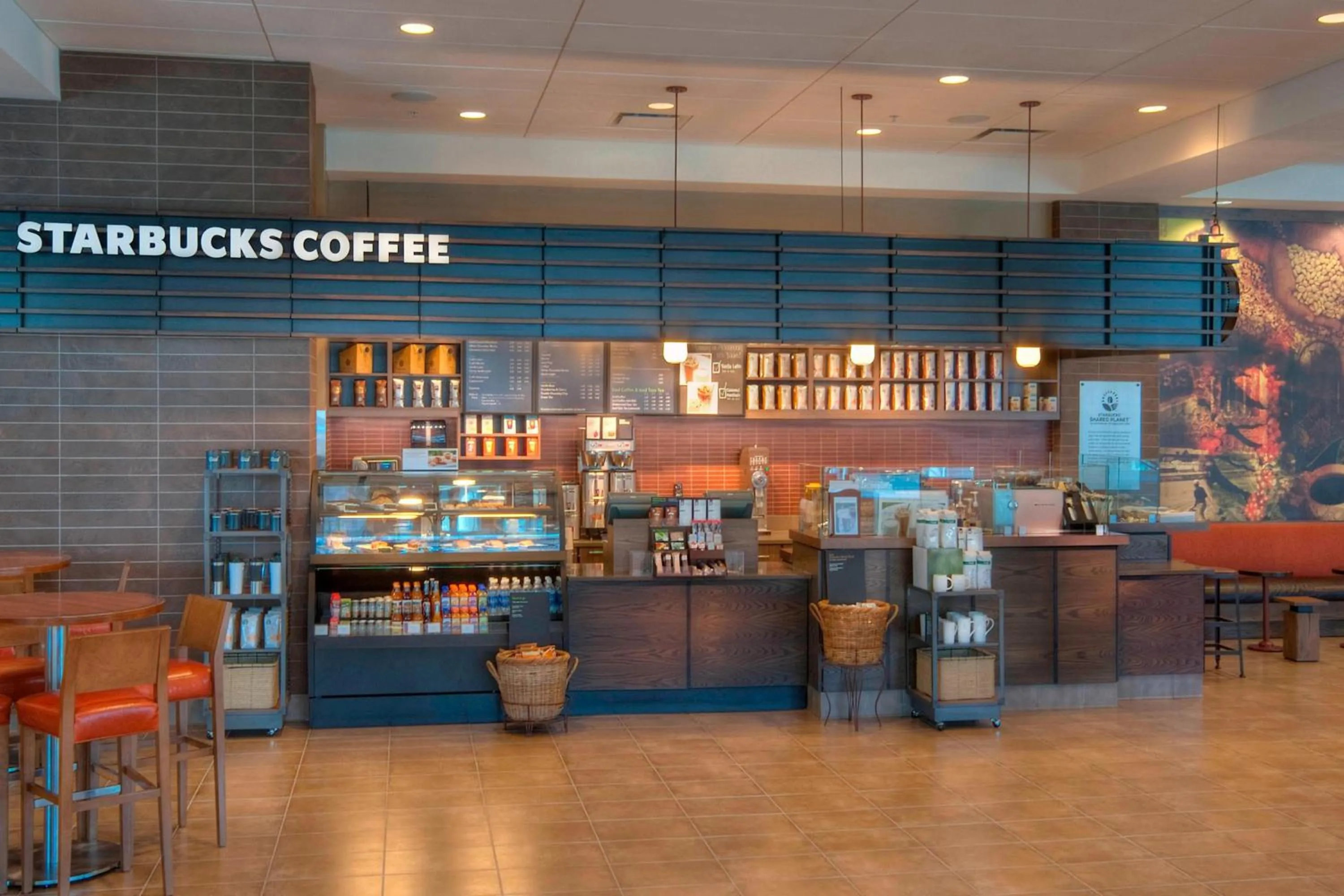 Restaurant/places to eat in JW Marriott Indianapolis