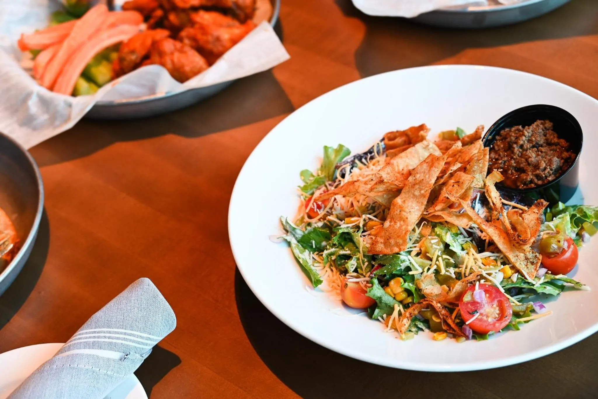 Restaurant/places to eat in JW Marriott Indianapolis