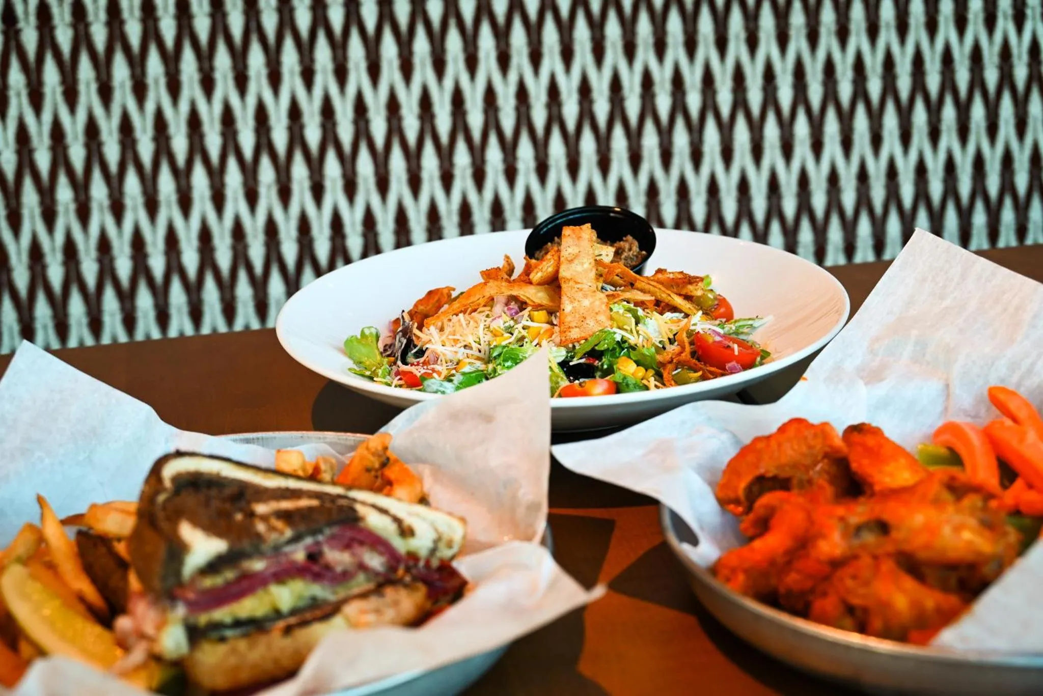 Restaurant/places to eat in JW Marriott Indianapolis