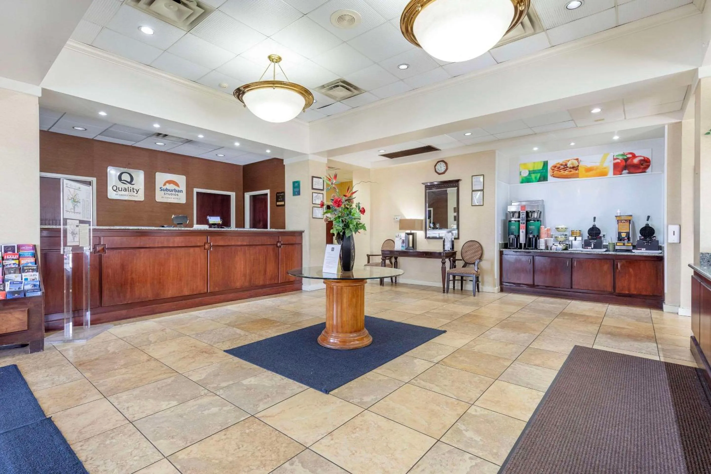 Lobby or reception in Quality Inn Vienna - Tysons Corner